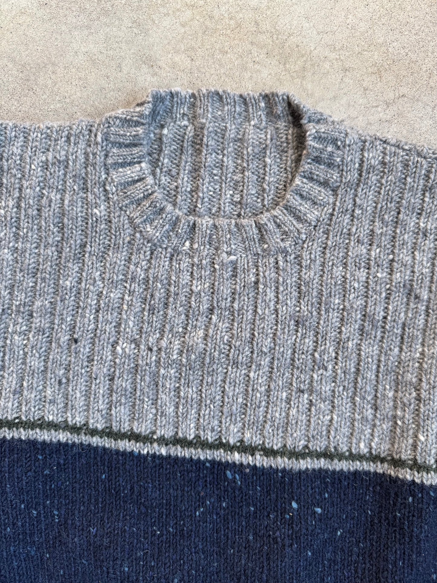 Vintage 1980s Grey & Navy Blue Speckled Color-Block Wool Sweater | XL