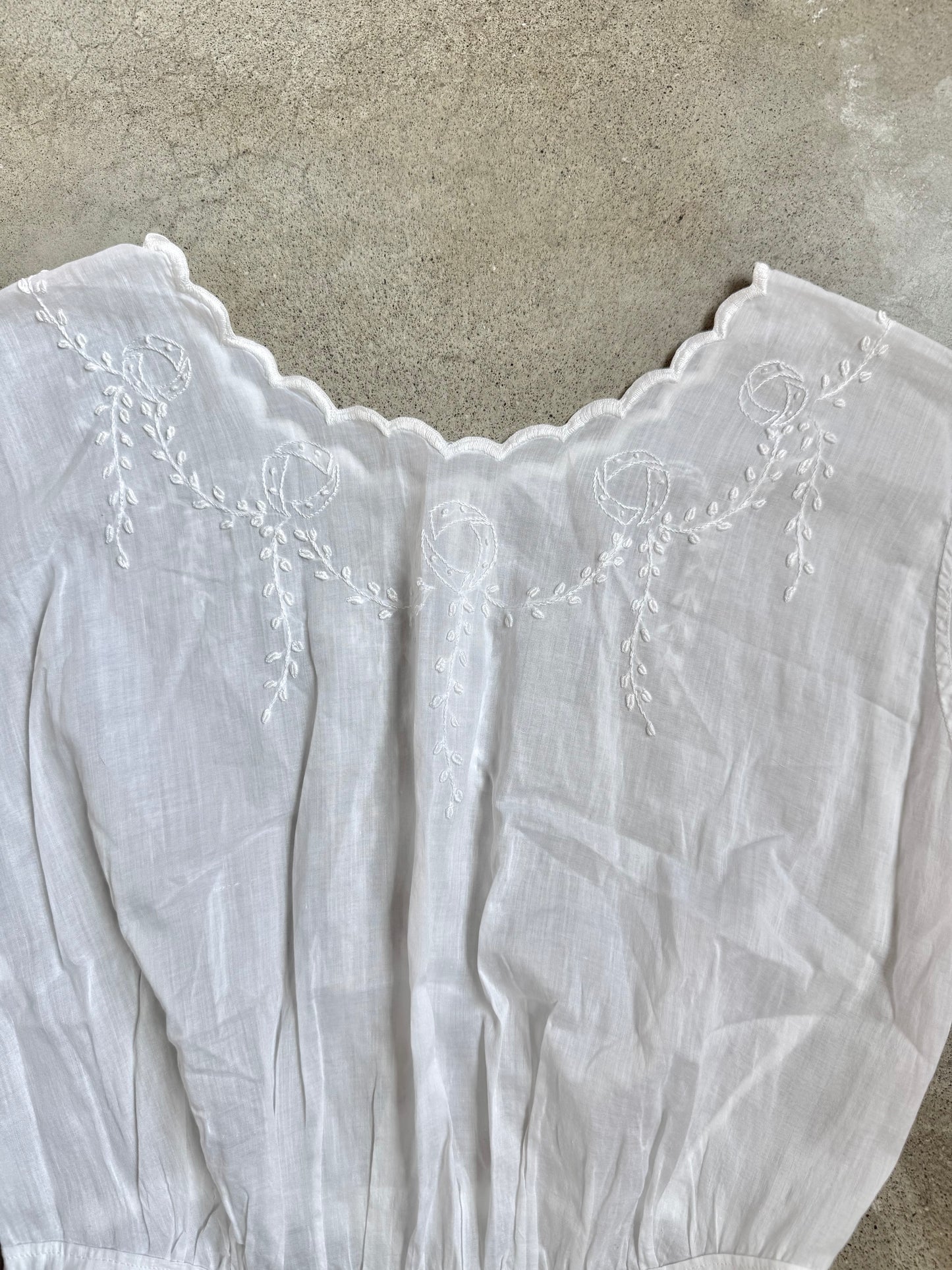 Antique 1900s Edwardian White Embroidered Scallop Trim Maxi Dress | XS