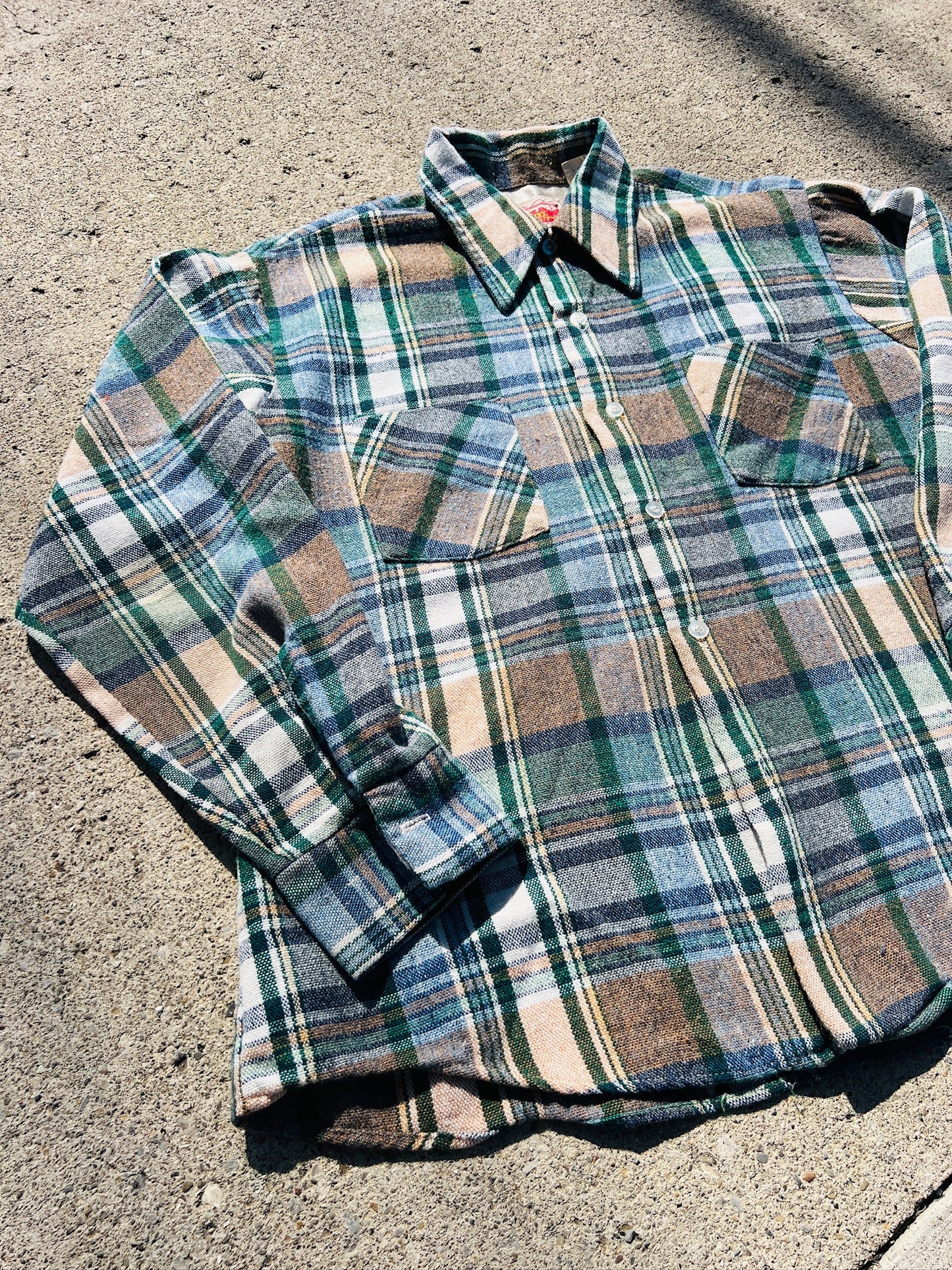 Vintage 1970s Country Squire Plaid Woven Acrylic Button-Up Shirt | Large