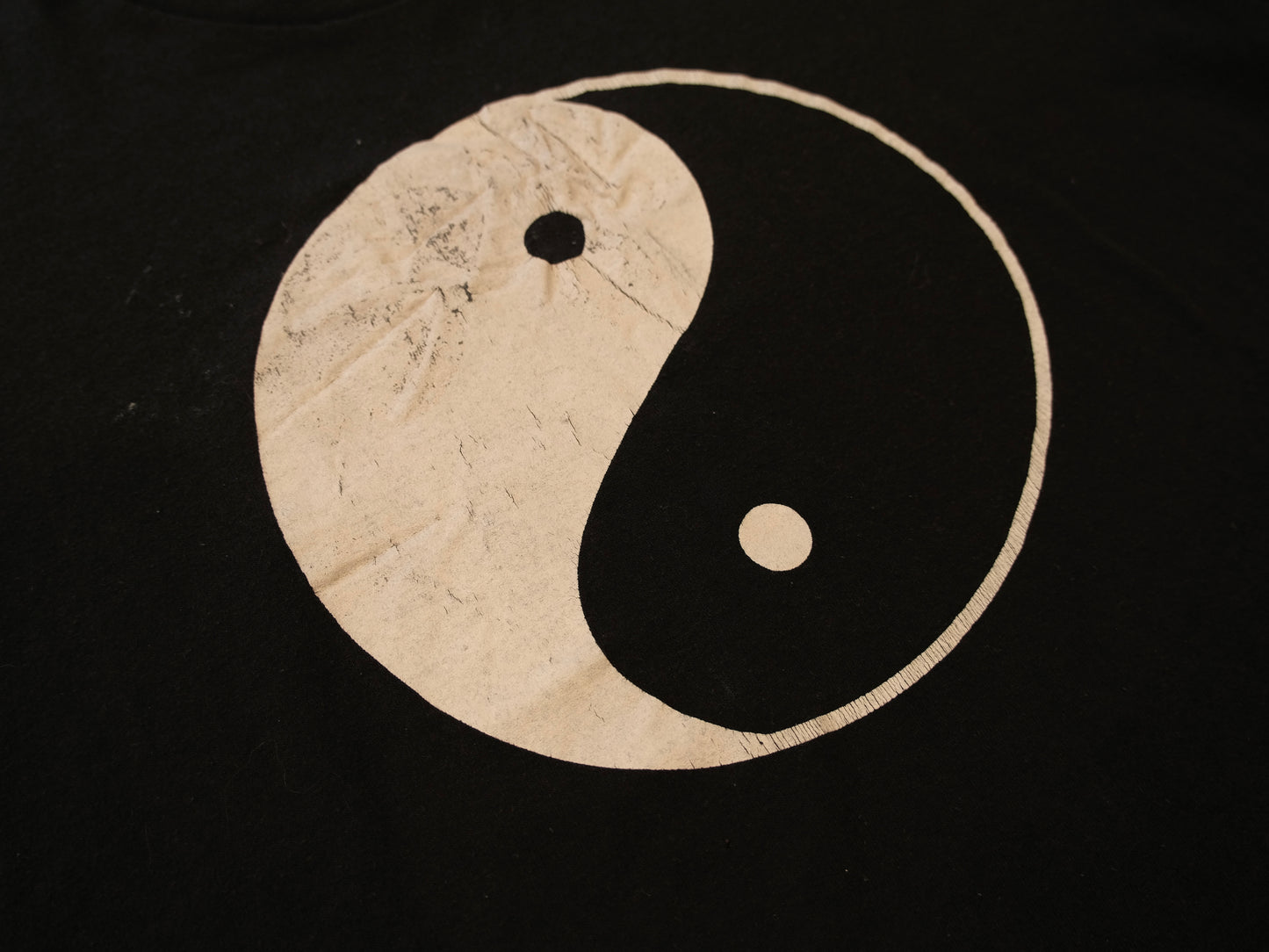 Vintage 1990s Ying Yang Tee | Large