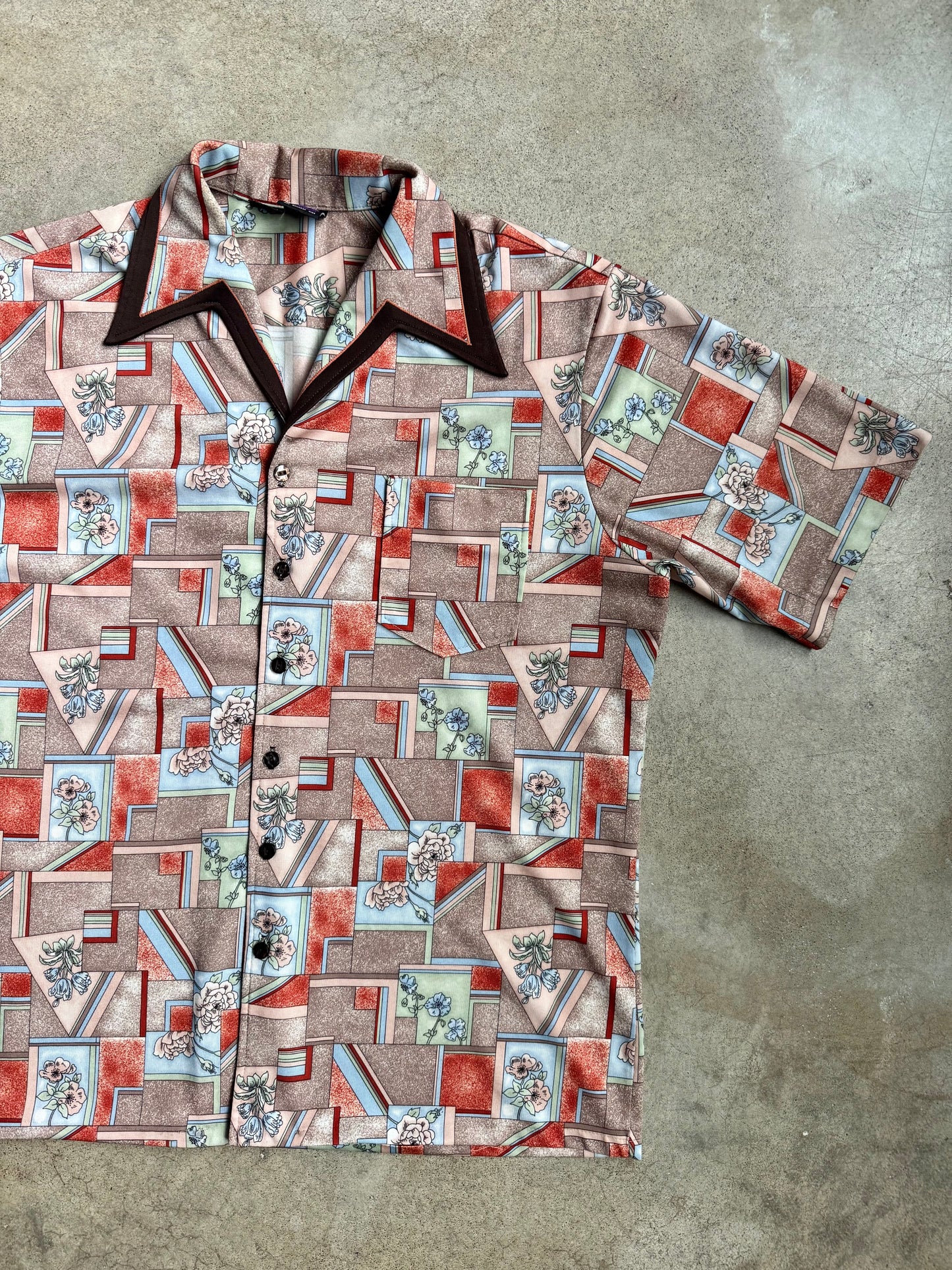 Vintage 1970s Joel Cal-Made Geometric Floral Short Sleeve Shirt | Large