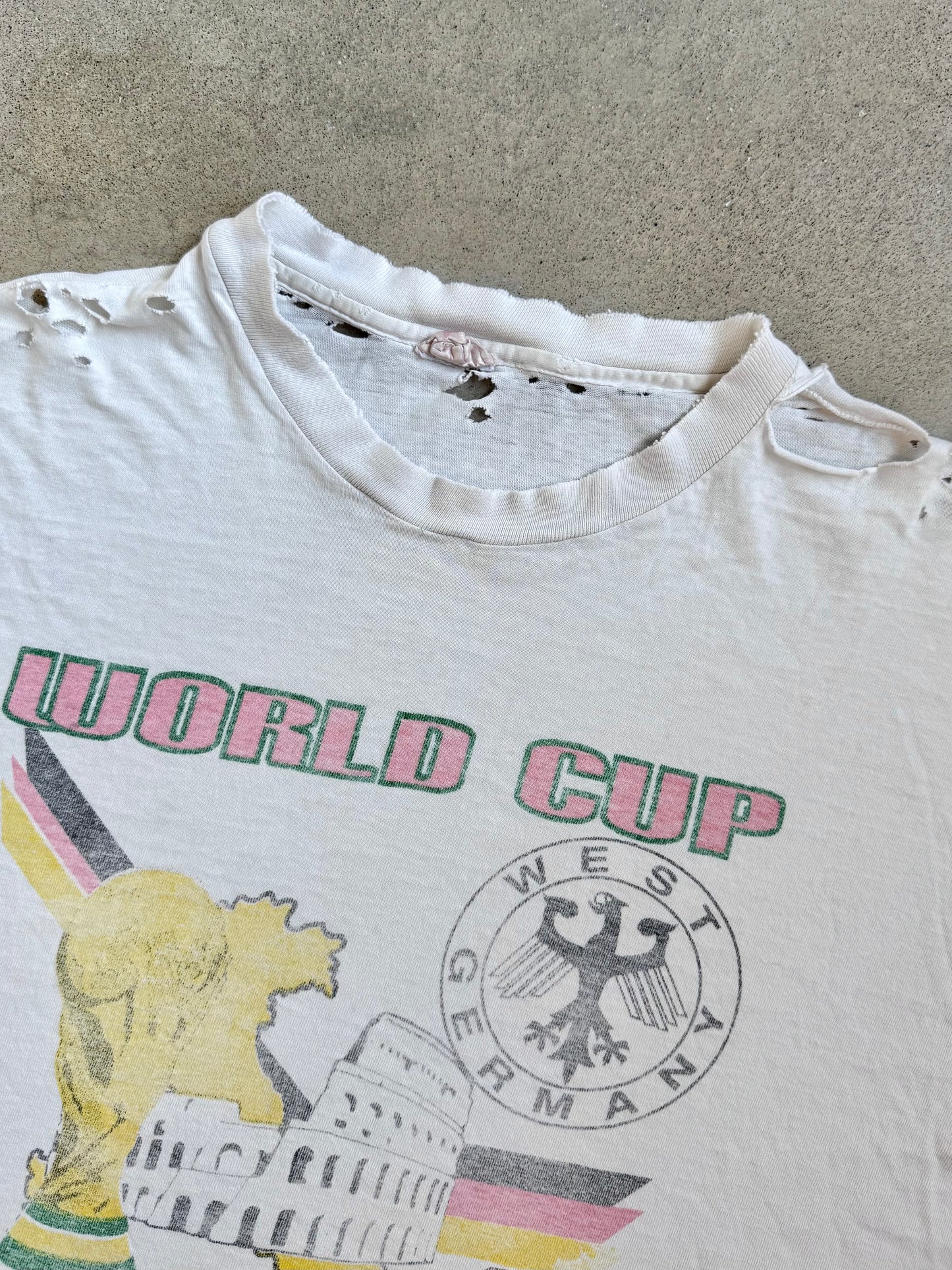 Vintage 1990 West Germany World Cup Champions Distressed Graphic Tee | XL