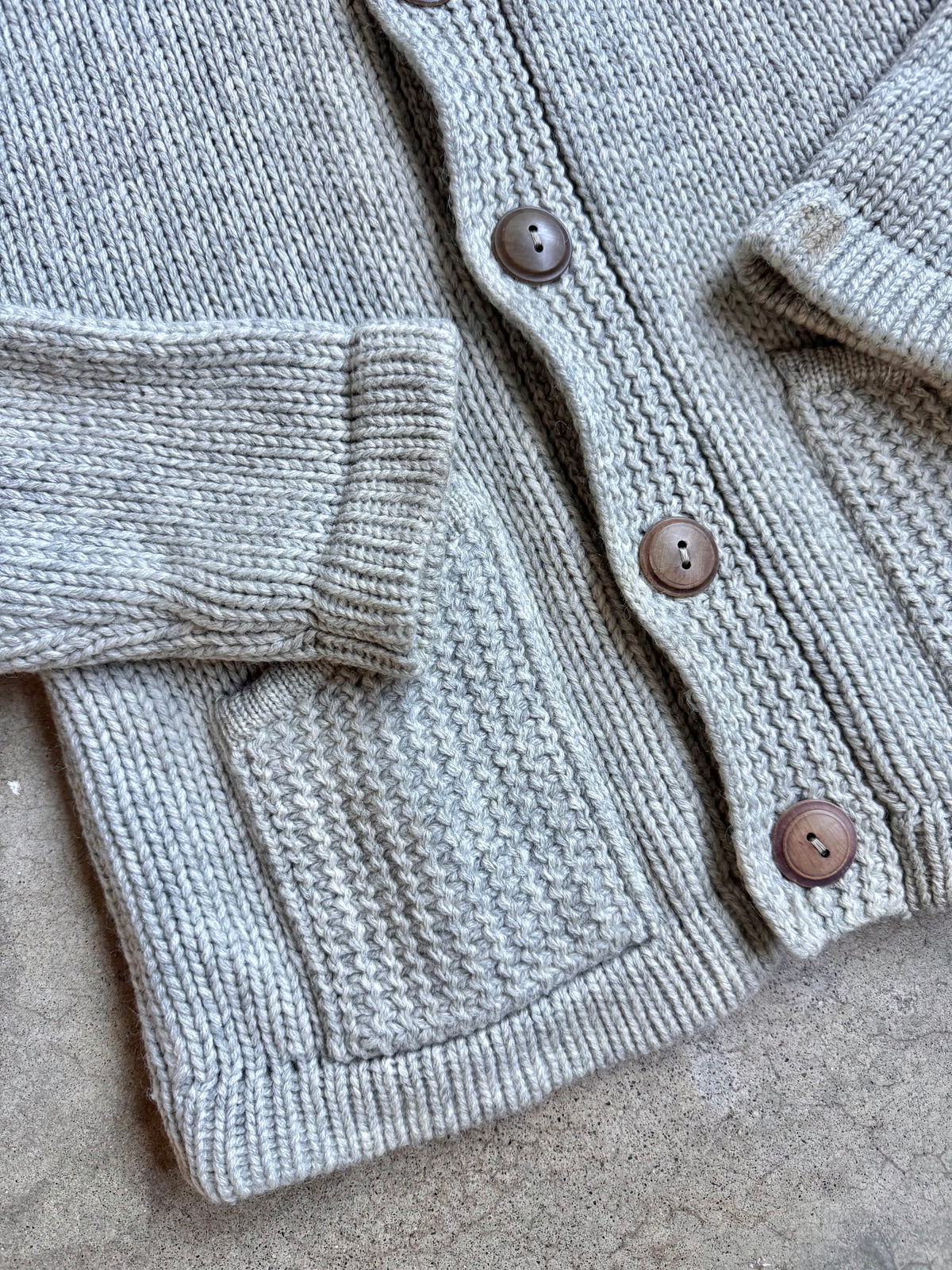 Vintage 1960s/70s Field & Stream Grey Wool Knit Buttoned Cardigan | XL