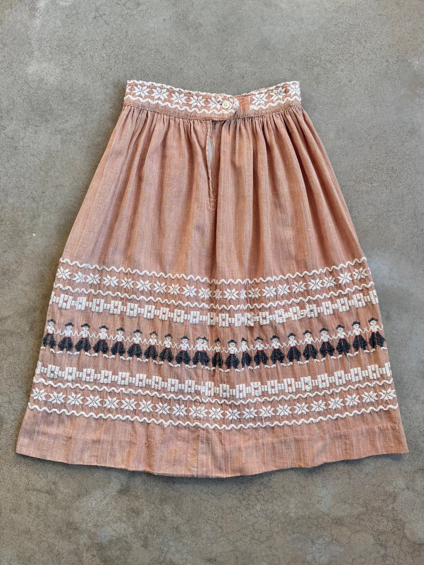 Vintage 1940s Peach Guatemalan Cotton Embroidered Chore Skirt | Waist 28”