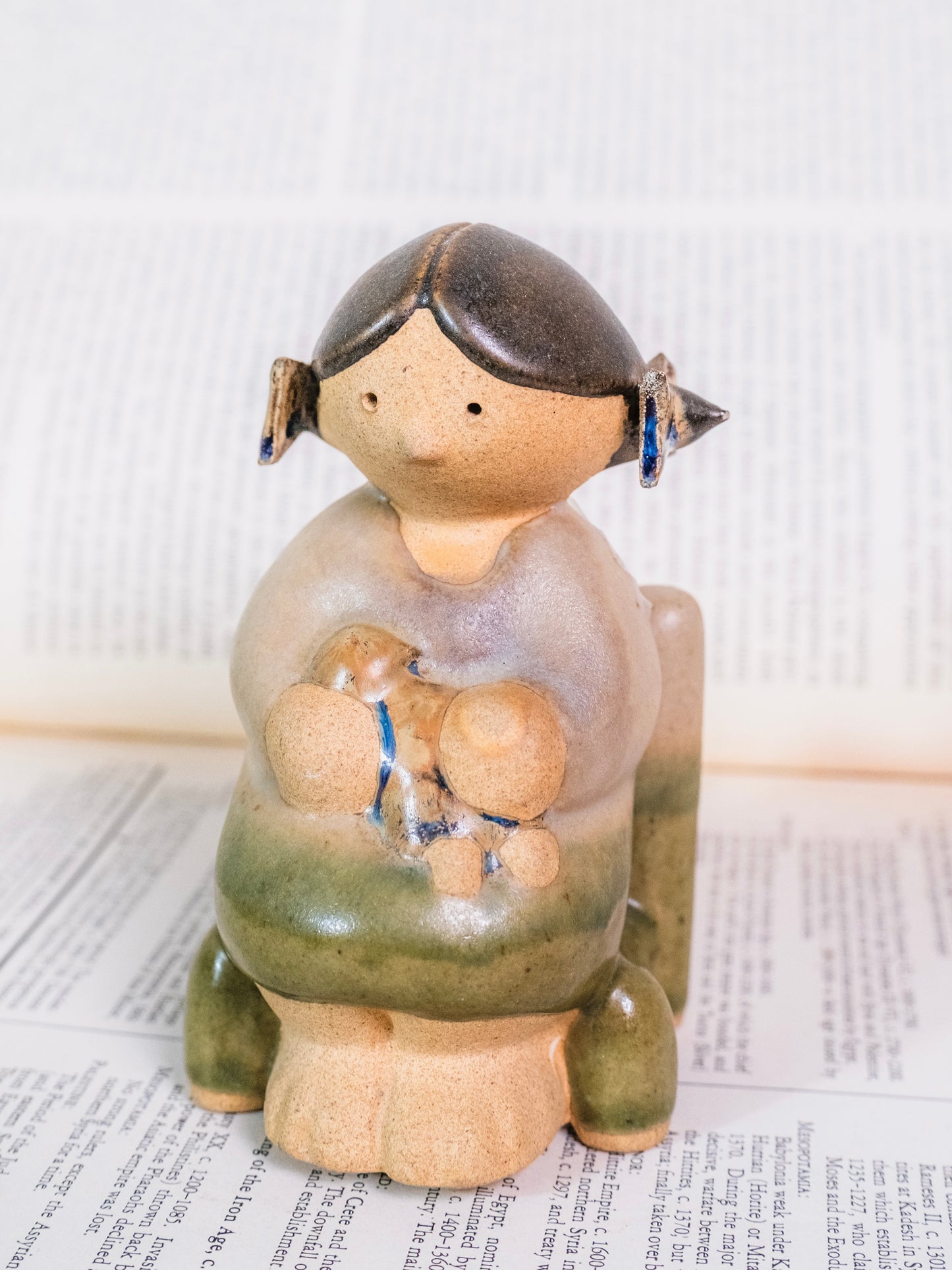 Vintage Ceramic Pottery Swedish-Style "Mother w/ Child" Figurine