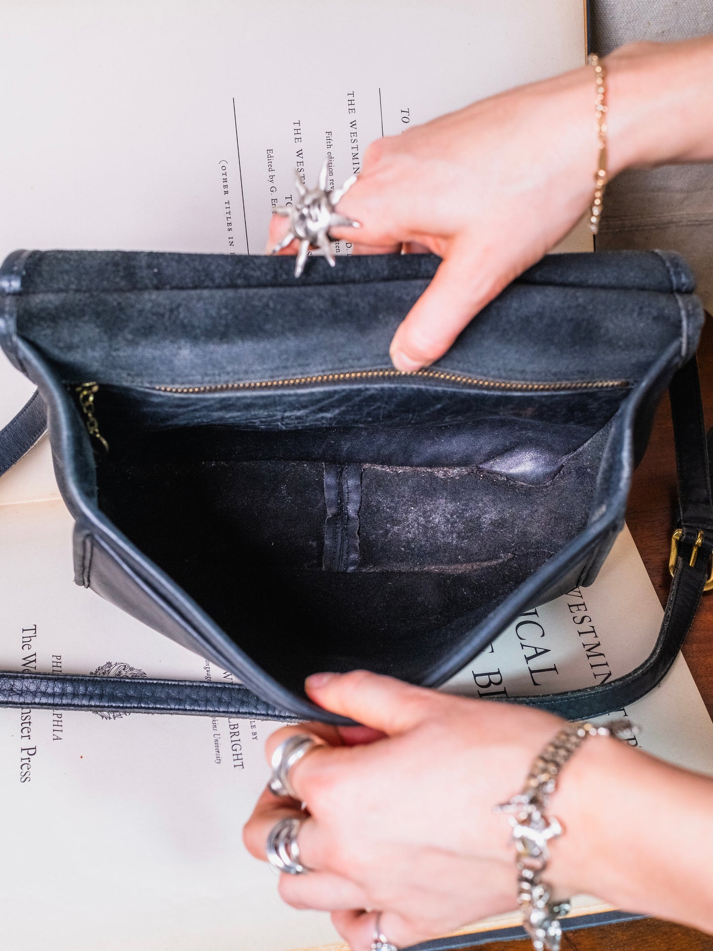 Vintage 1990s Coach Black Leather Willis Bag | Style No. 9927