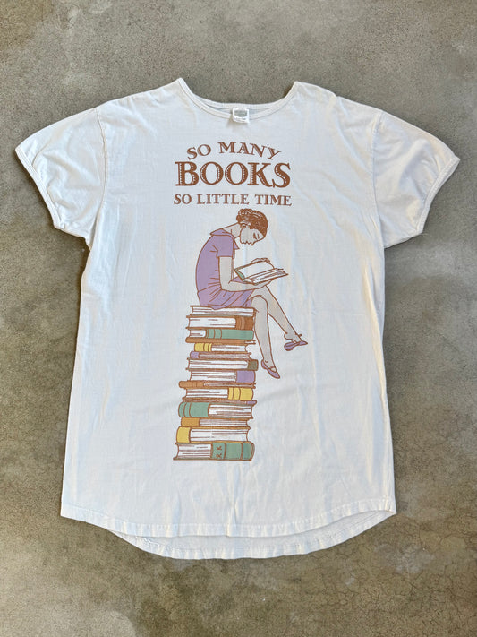 Vintage 1990s "So Many Books, So Little Time" Cotton Night Shirt | One Size