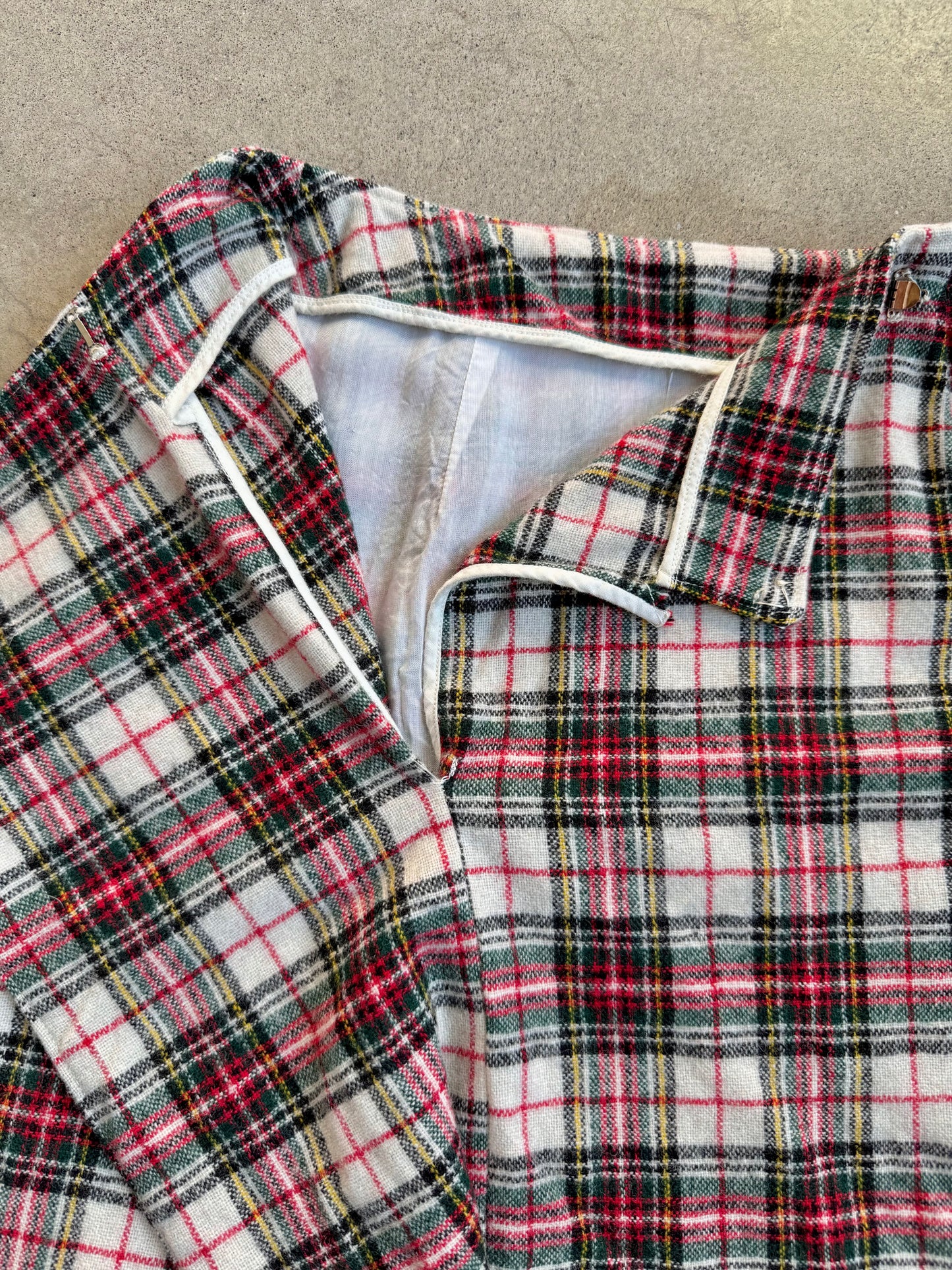 Vintage 1970s Plaid Wool Mini Wrap Skirt | Waist 26”