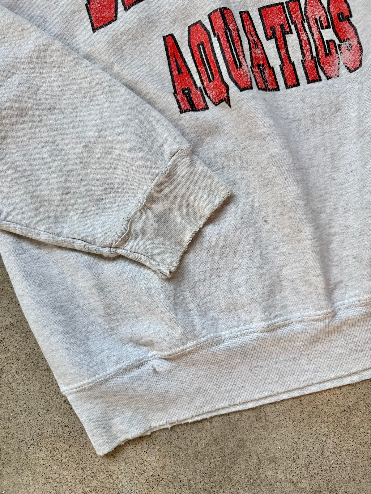 Vintage 1990s Delaware Aquatics Heather Grey Crewneck Sweatshirt | Large