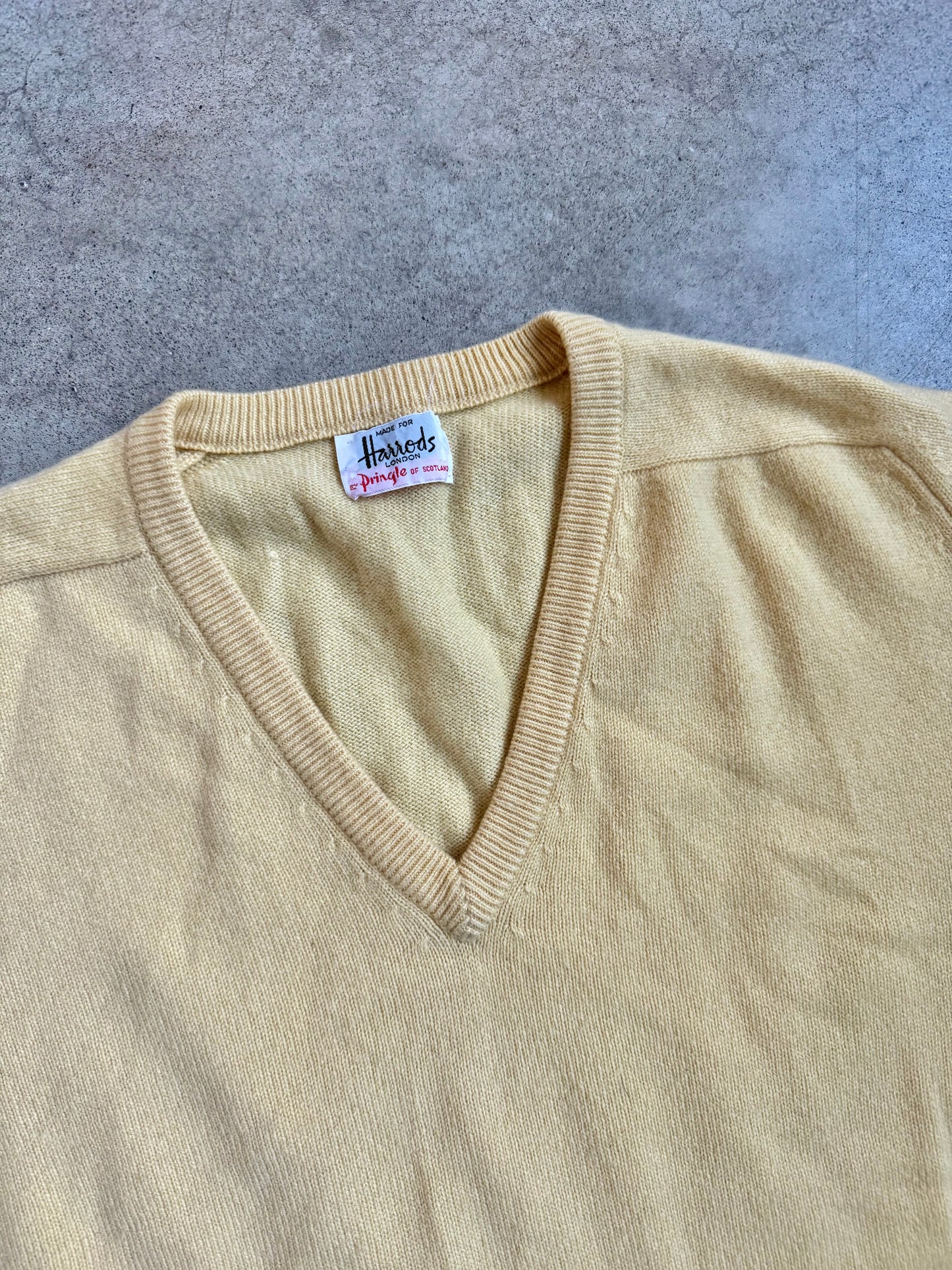 Vintage 1960s Harrods by Pringle Scotland Yellow 100% Cashmere V-Neck Sweater | Large