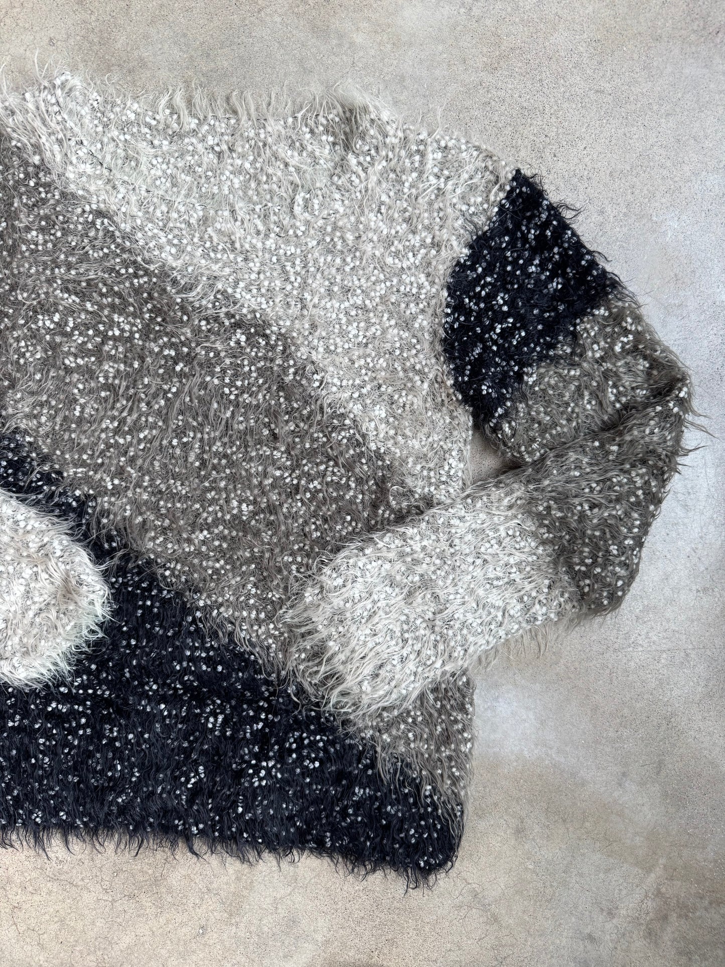 Vintage 1990s Hand Knit Tri-Color Fuzzy Knit Sweater | Medium