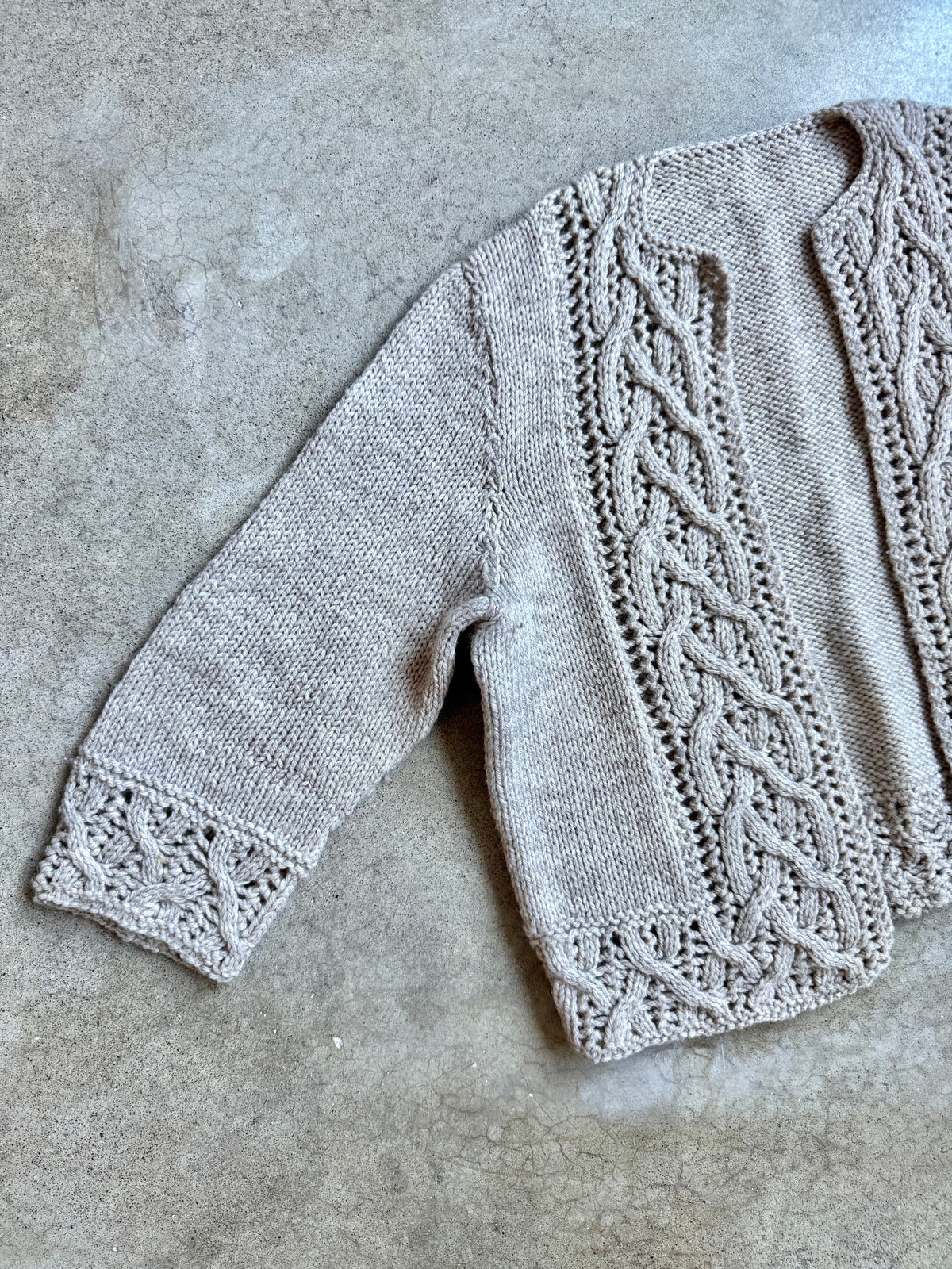 Vintage Handmade Grey Cable Knit Cropped Open Cardigan | S/M