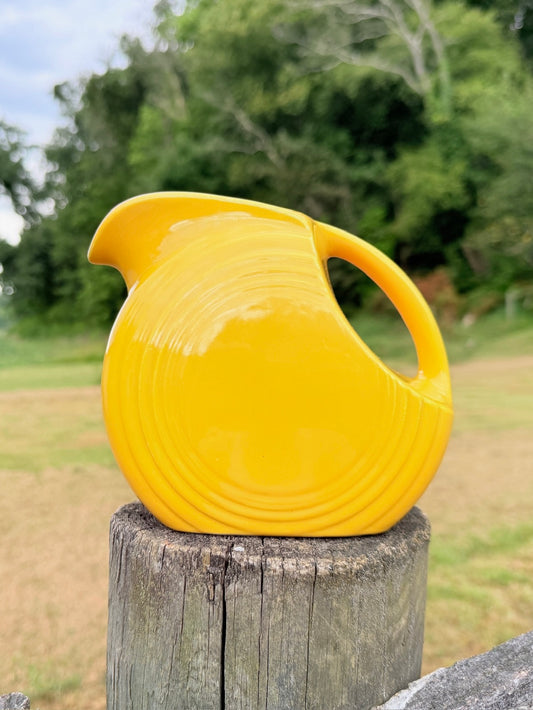 Vintage 1950s/60s Fiestaware Butter Yellow Pitcher