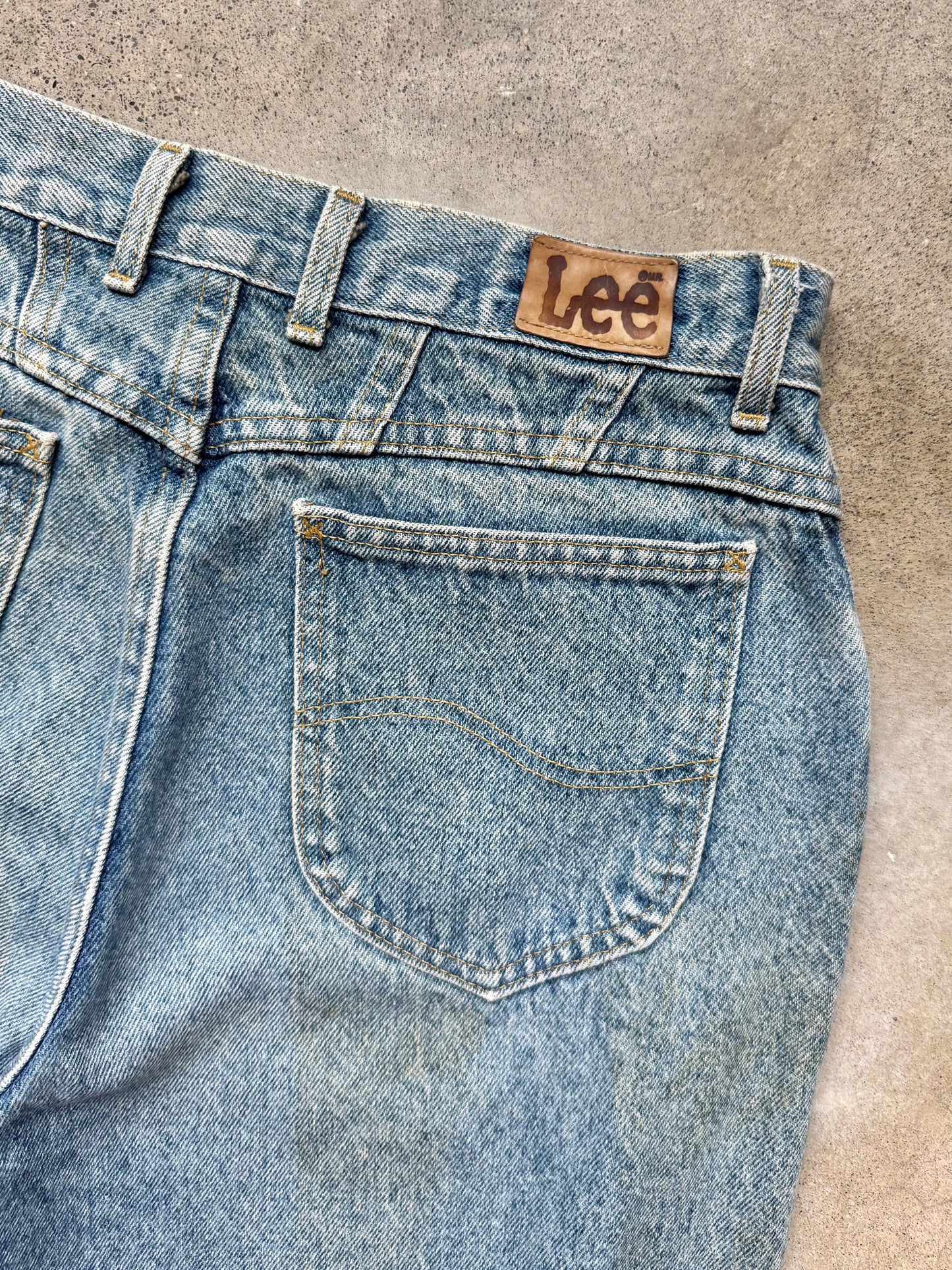 Vintage 1980s Lee Faded High-Waisted Jeans | Waist 31”