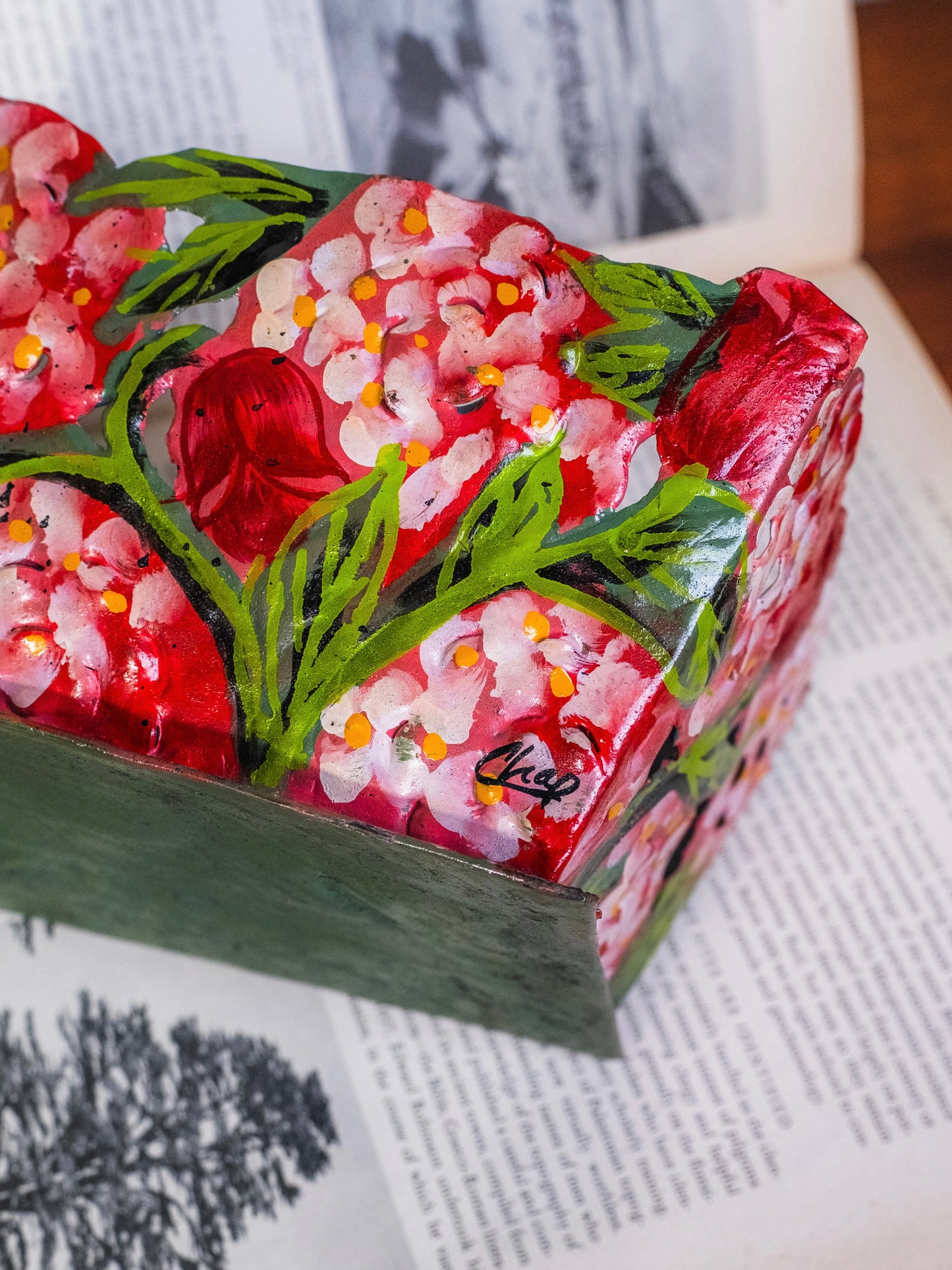 Vintage 1950s Metal Painted Hydrangea Planter / Bowl | Signed