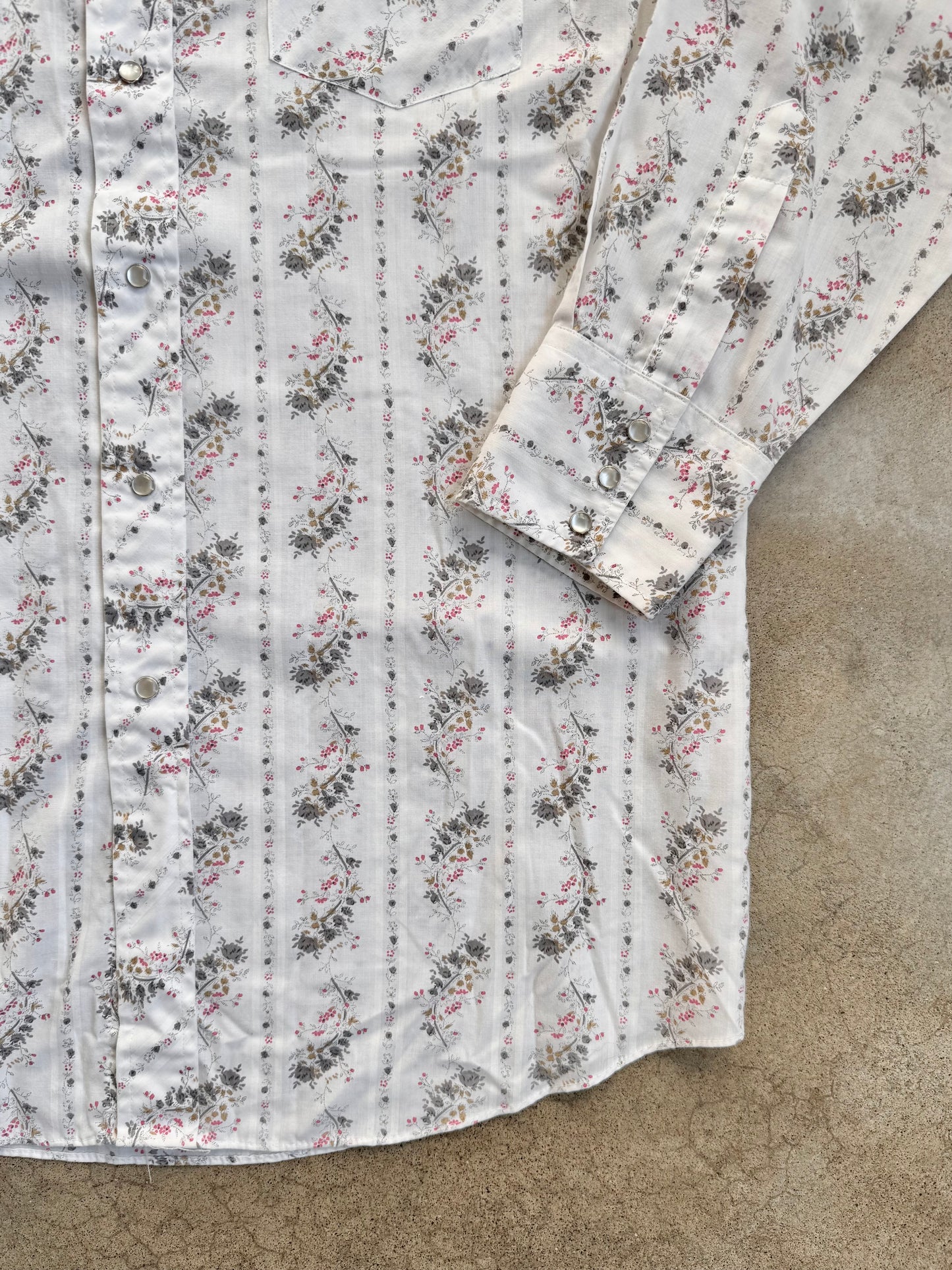 Vintage 1980s Corral West Ranchwear Floral Pearl Snap Western Shirt | XL
