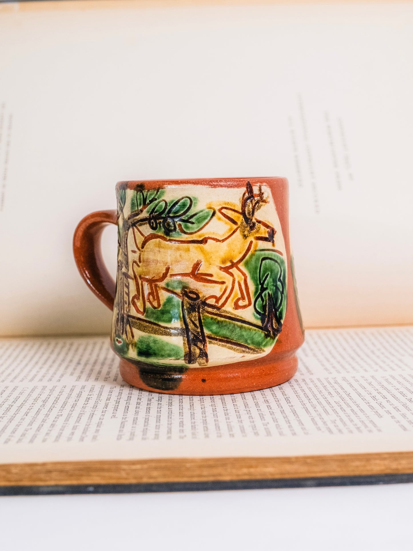 Vintage 1940s/50s Ceramic Red Pottery "Deer" Mug