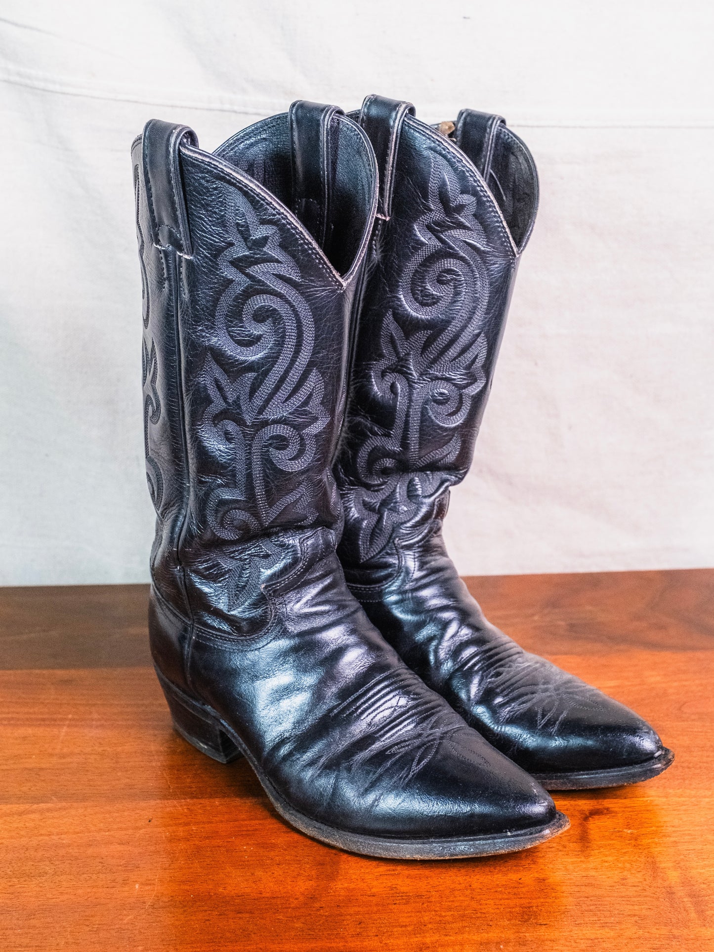Vintage Justin Black Leather Cowboy Boots | Men’s 7.5