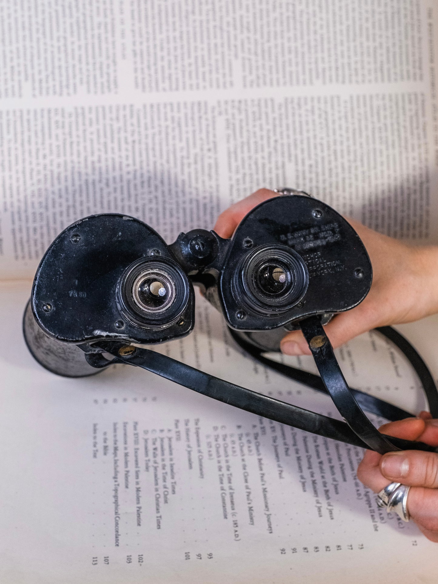 Vintage 1943 WWII U.S. Navy BU Ships Anchor Optical Binoculars