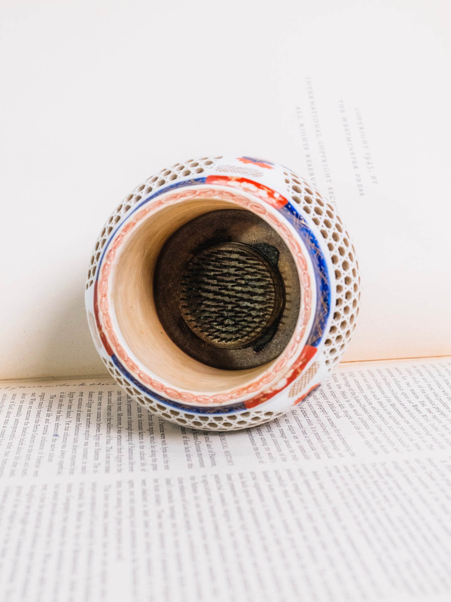 Vintage 1940s/50s Double Wall Porcelain Japanese Imari Flower Frog Vase