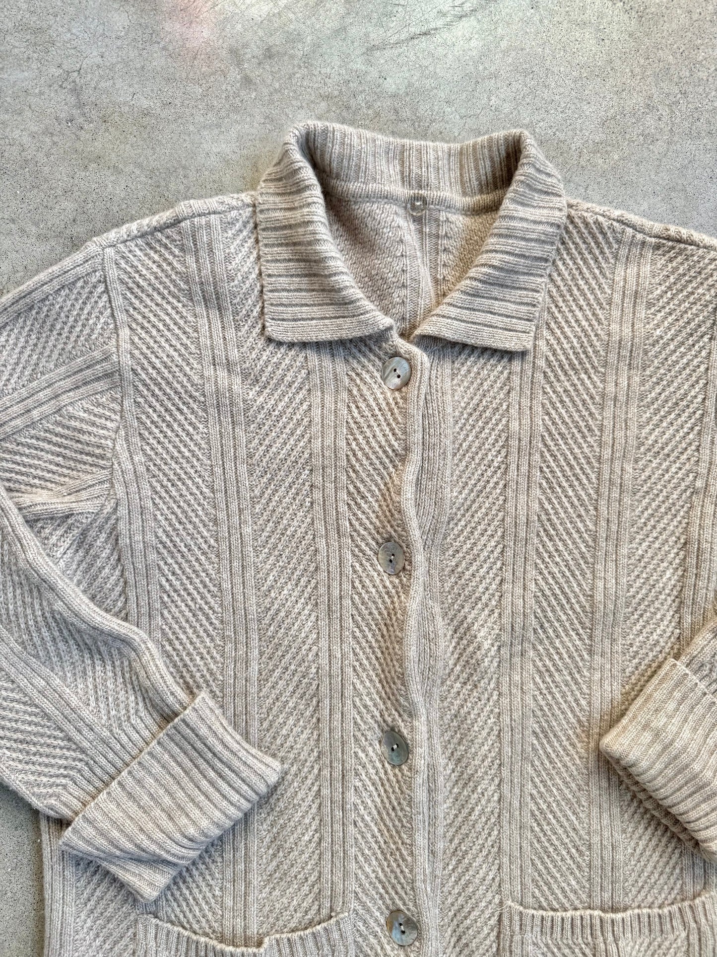 Vintage 1980s Beige Wool Knit Maxi Cardigan Sweater Jacket | XL