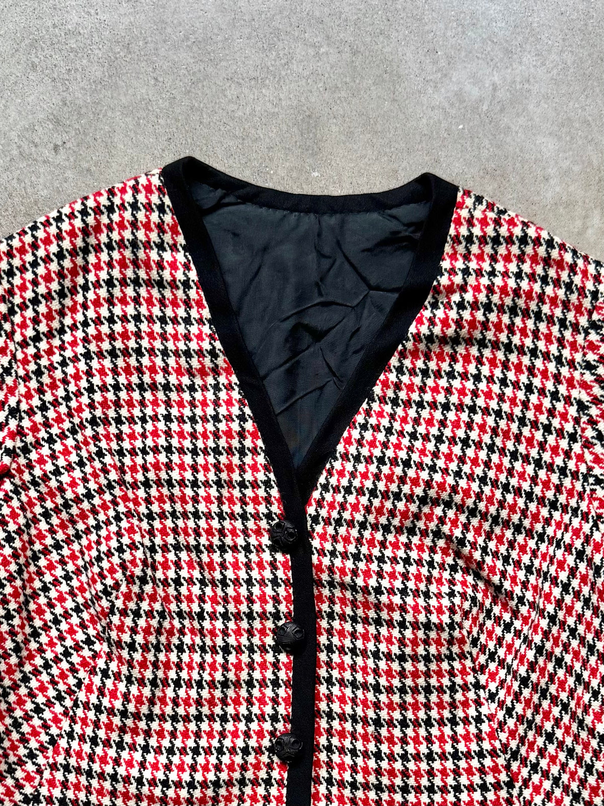 Vintage 1960s Red & Black Houndstooth Wool Short Sleeve Blouse | Small