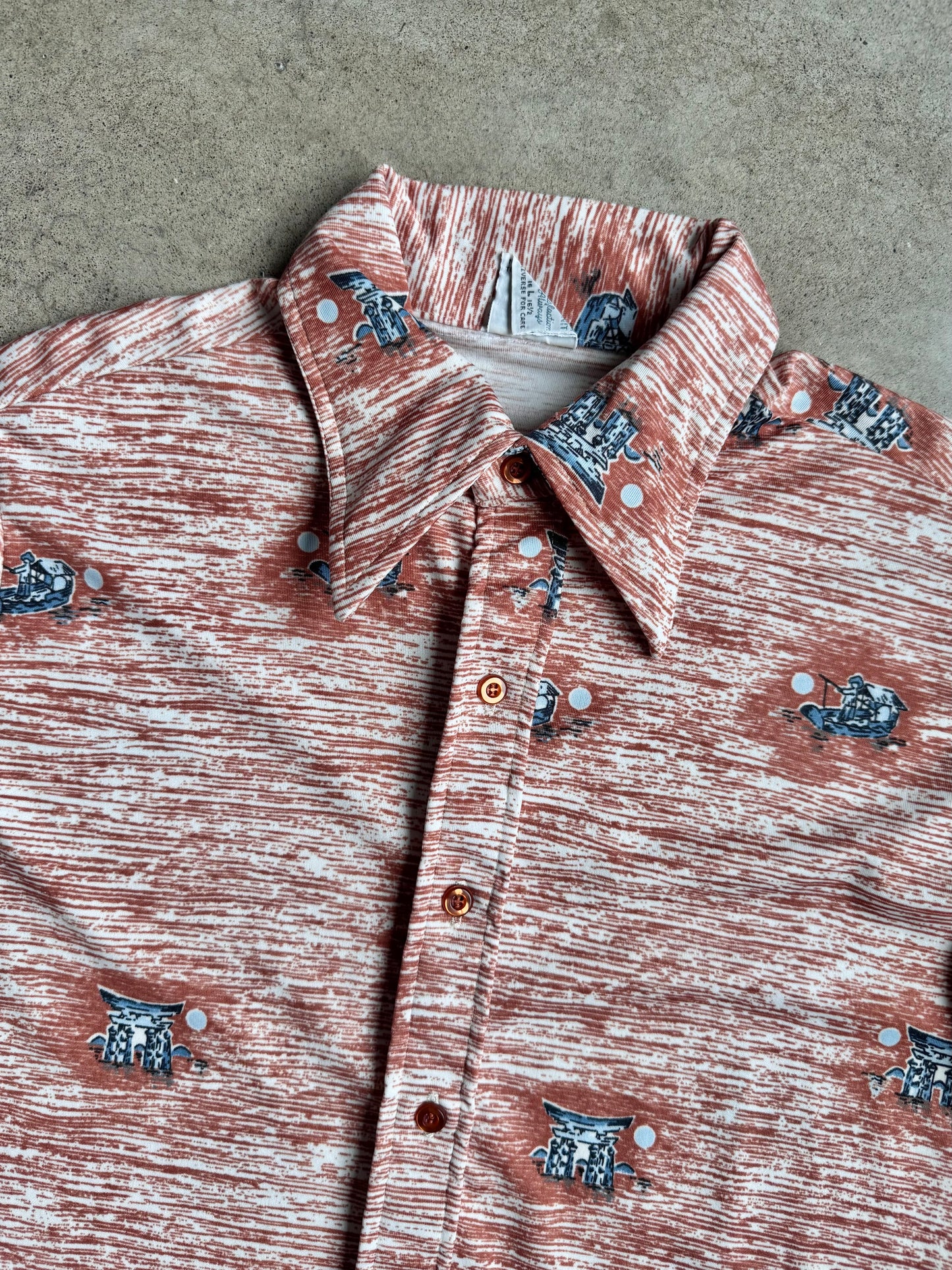 Vintage 1970s Kmart Japanese Torii Gate Printed Polyester Shirt | Large