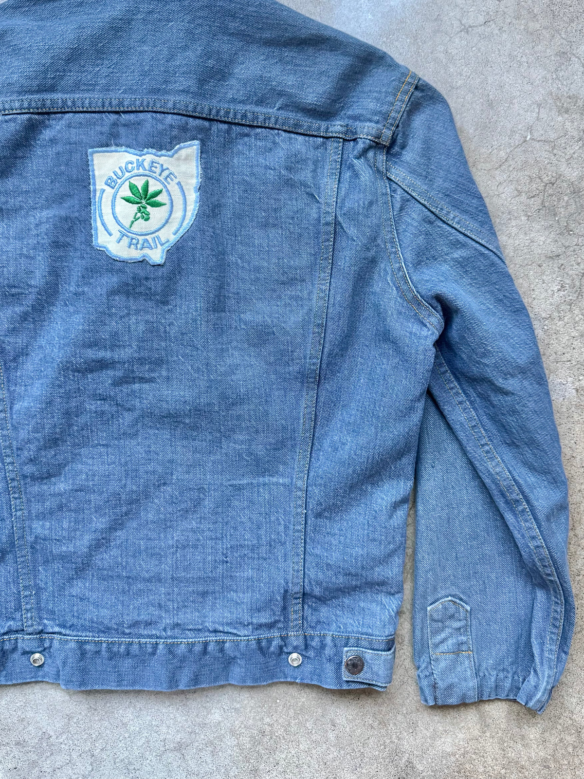 Vintage 1960s GWG Cowboy Kings Denim Jacket w/ Buckeye Trail Patch | Medium