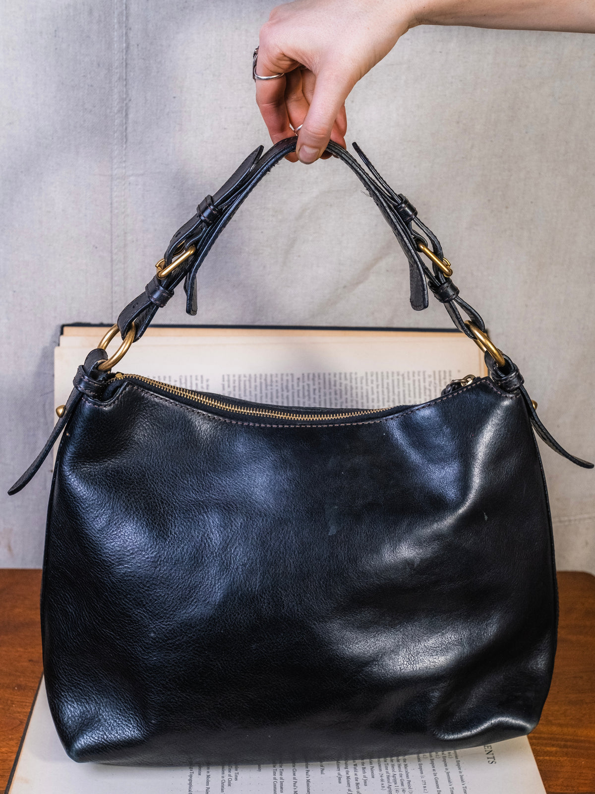 Dooney & Bourke Florentine Leather Kingston Hobo Bag | Black