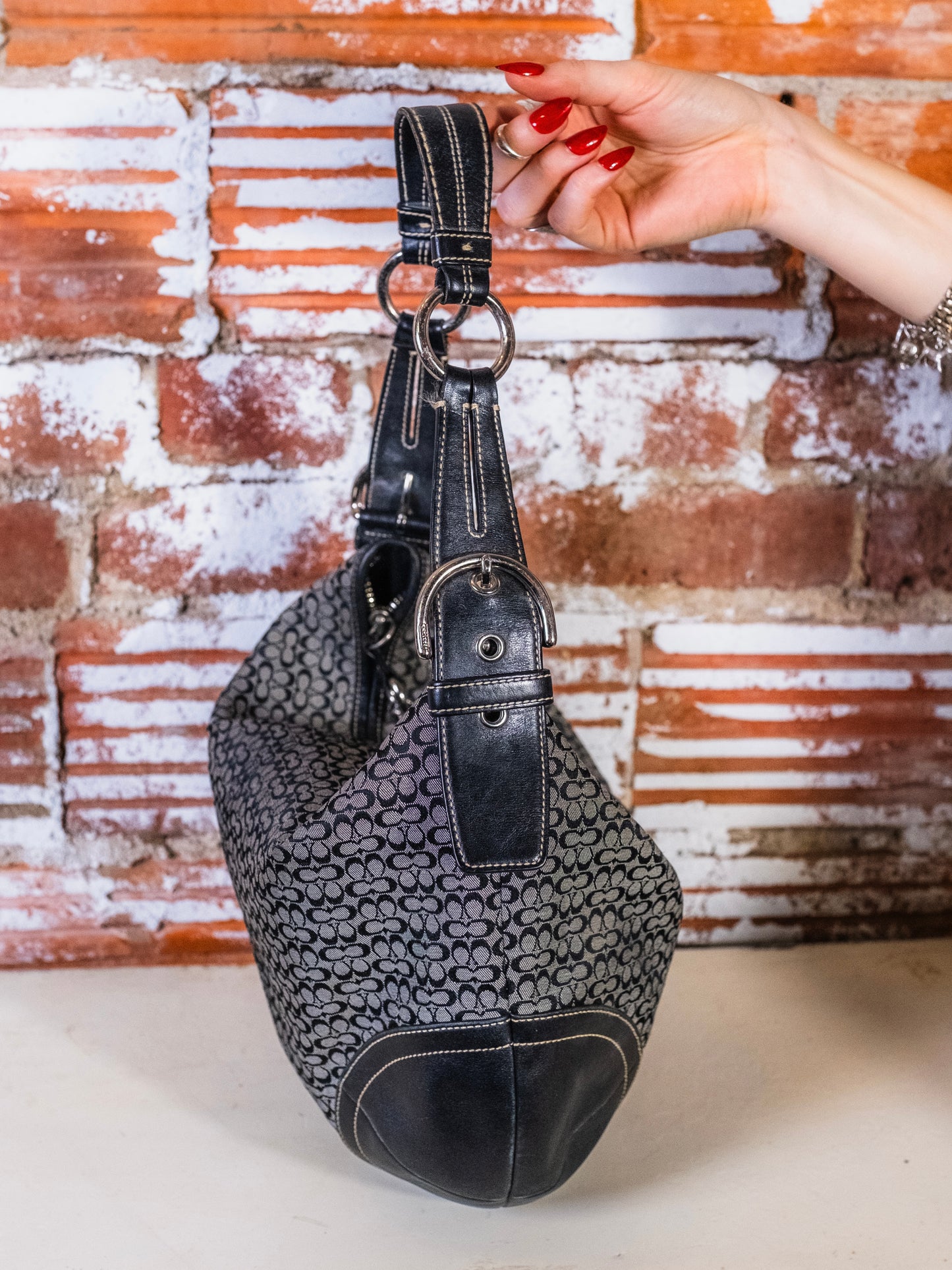 Vintage Coach Black Soho Signature Hobo Shoulder Bag | Style No. 1461