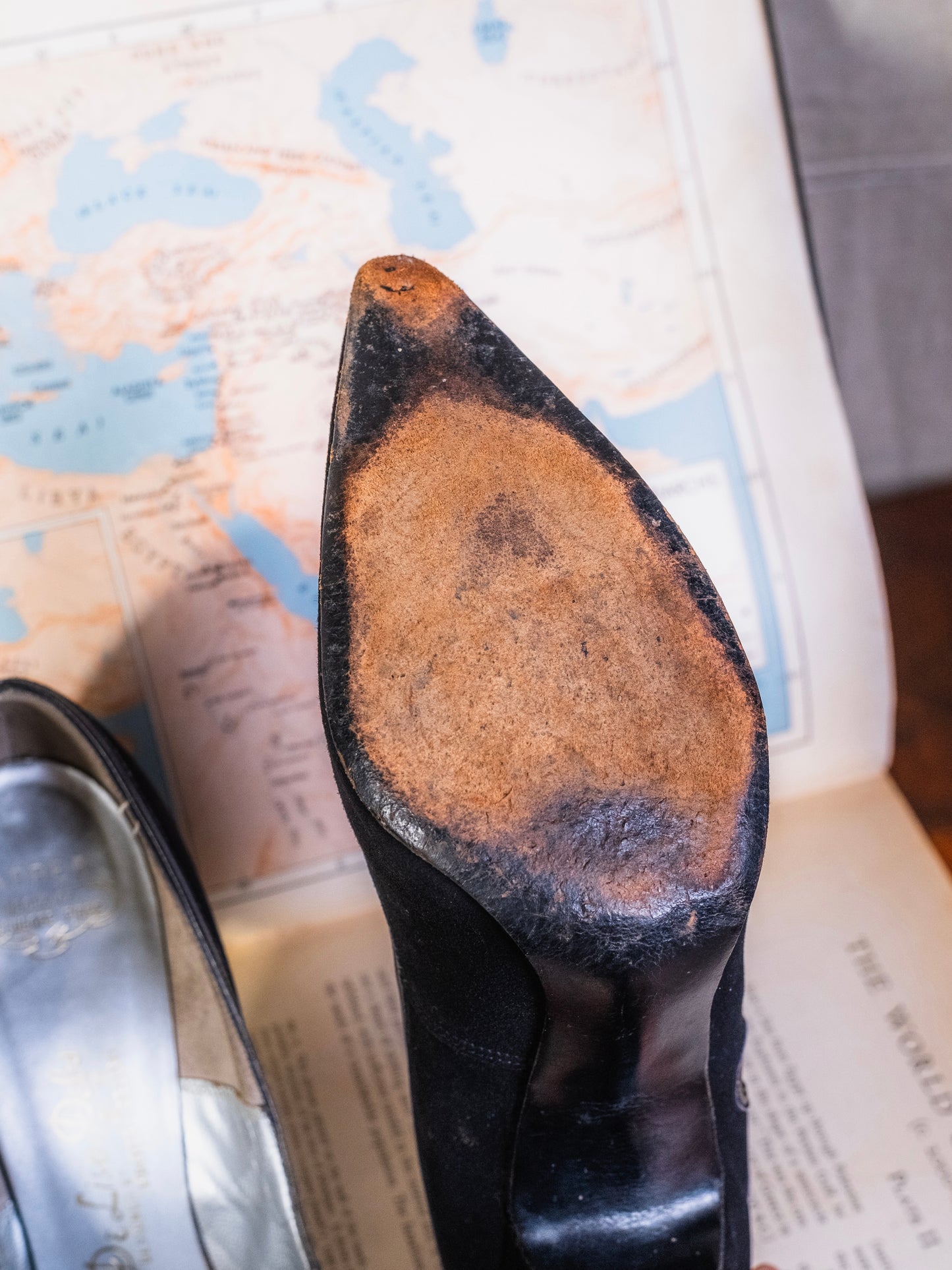 Vintage 1950s De Liso Debs Black Velvet Heels | Women’s 7.5AA