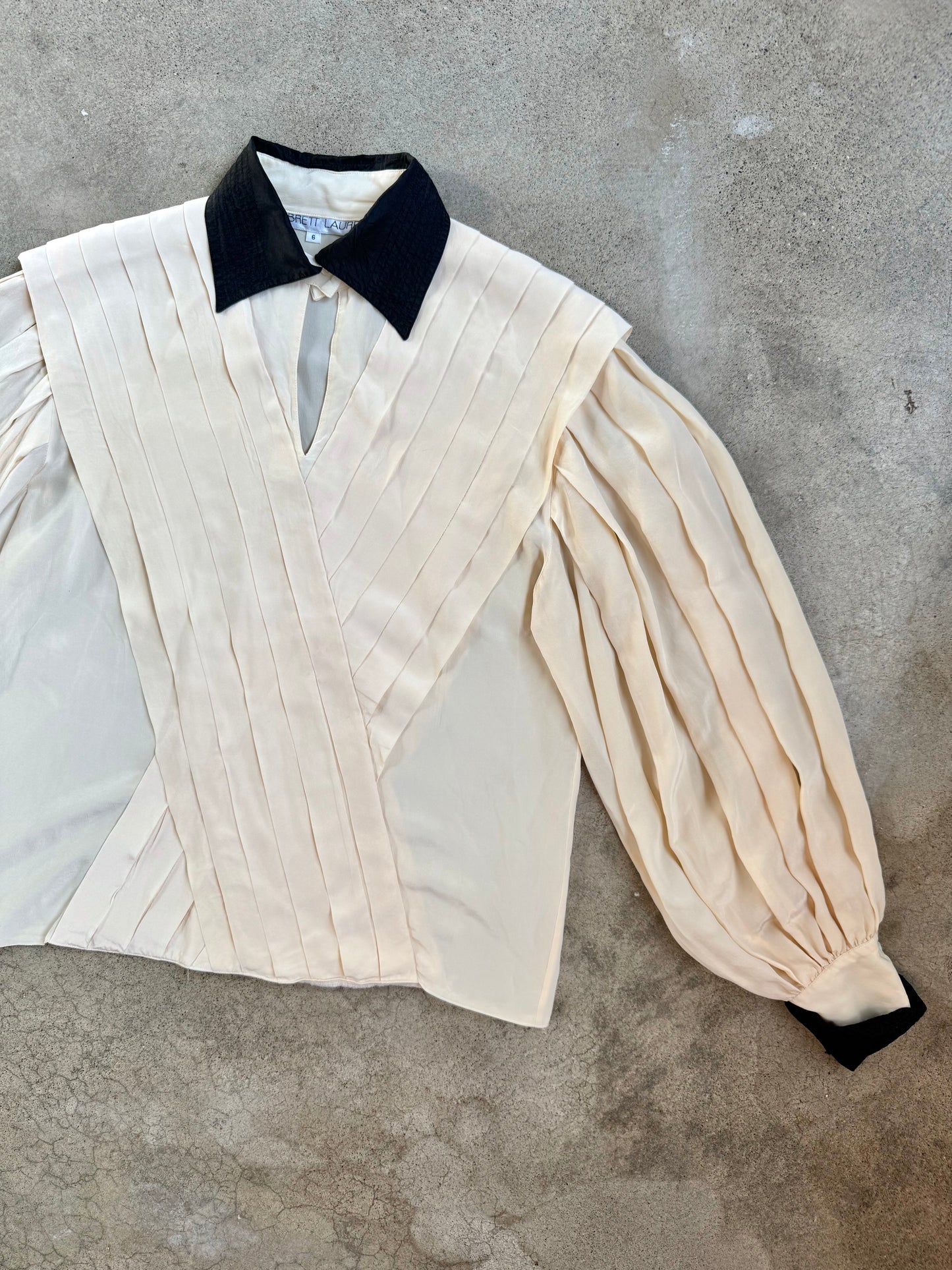 Vintage 1980s Brett Lauren 100% Silk Cream & Black Pleated Blouse | Small