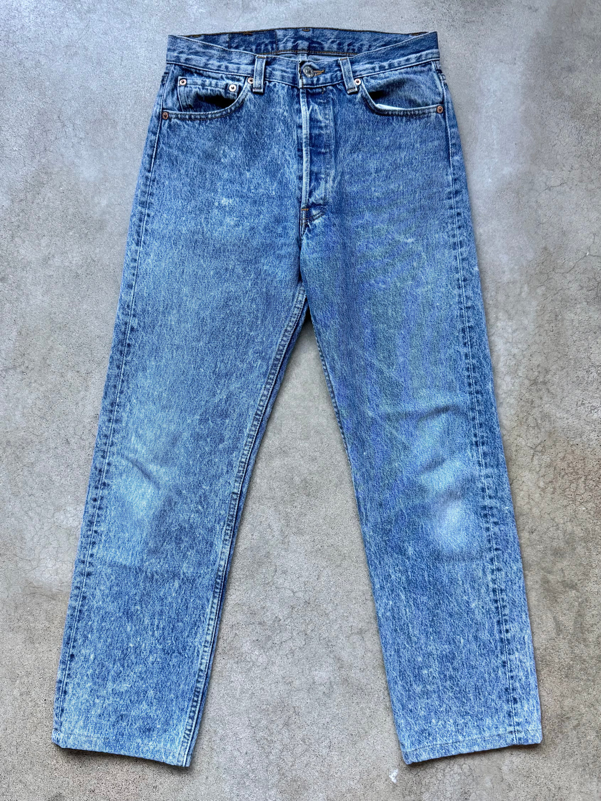 Vintage 1980s/90s Levi’s 501 Faded Medium Wash Jeans | 30x32