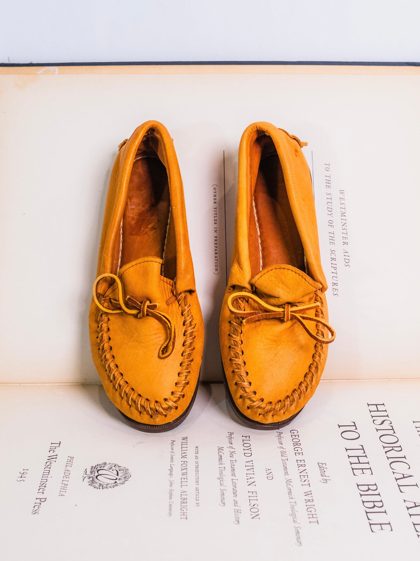 Vintage 1970s Tan Leather Hardsole Moccasins