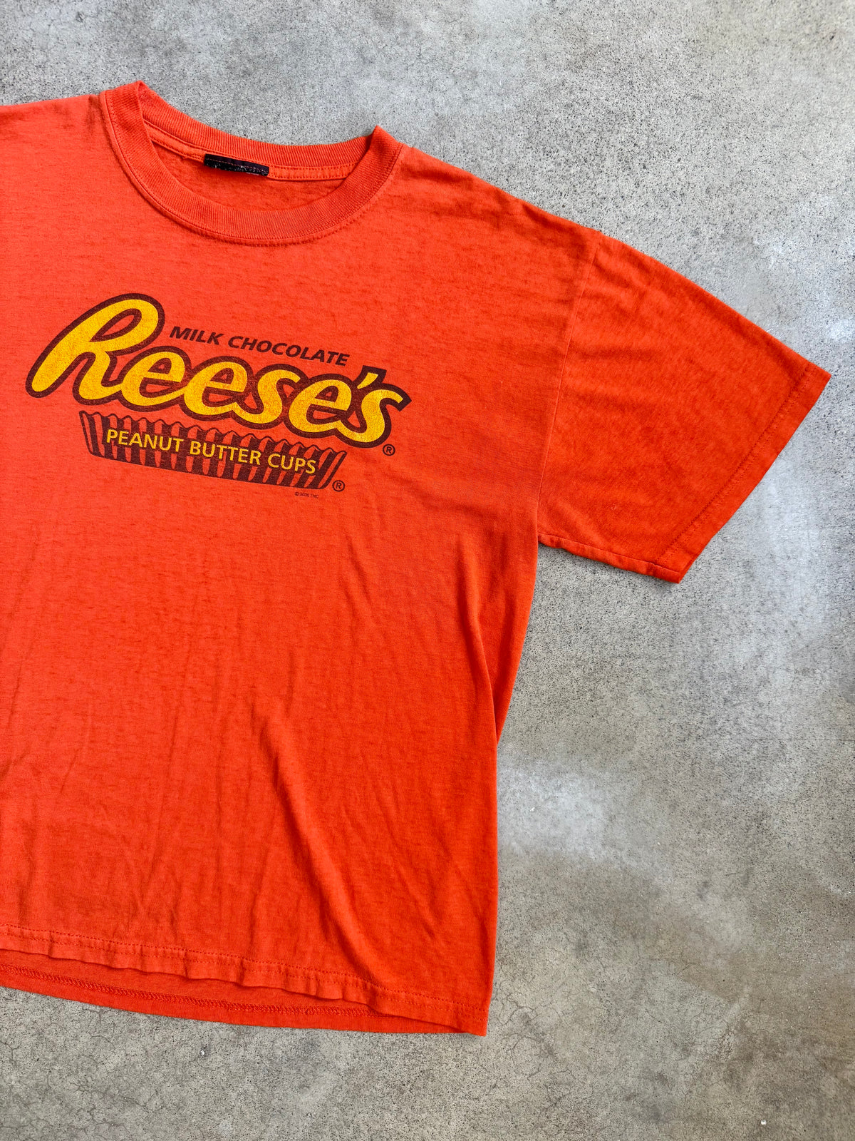 Vintage 2005 Orange Reese’s Peanut Butter Cup Tee | Medium