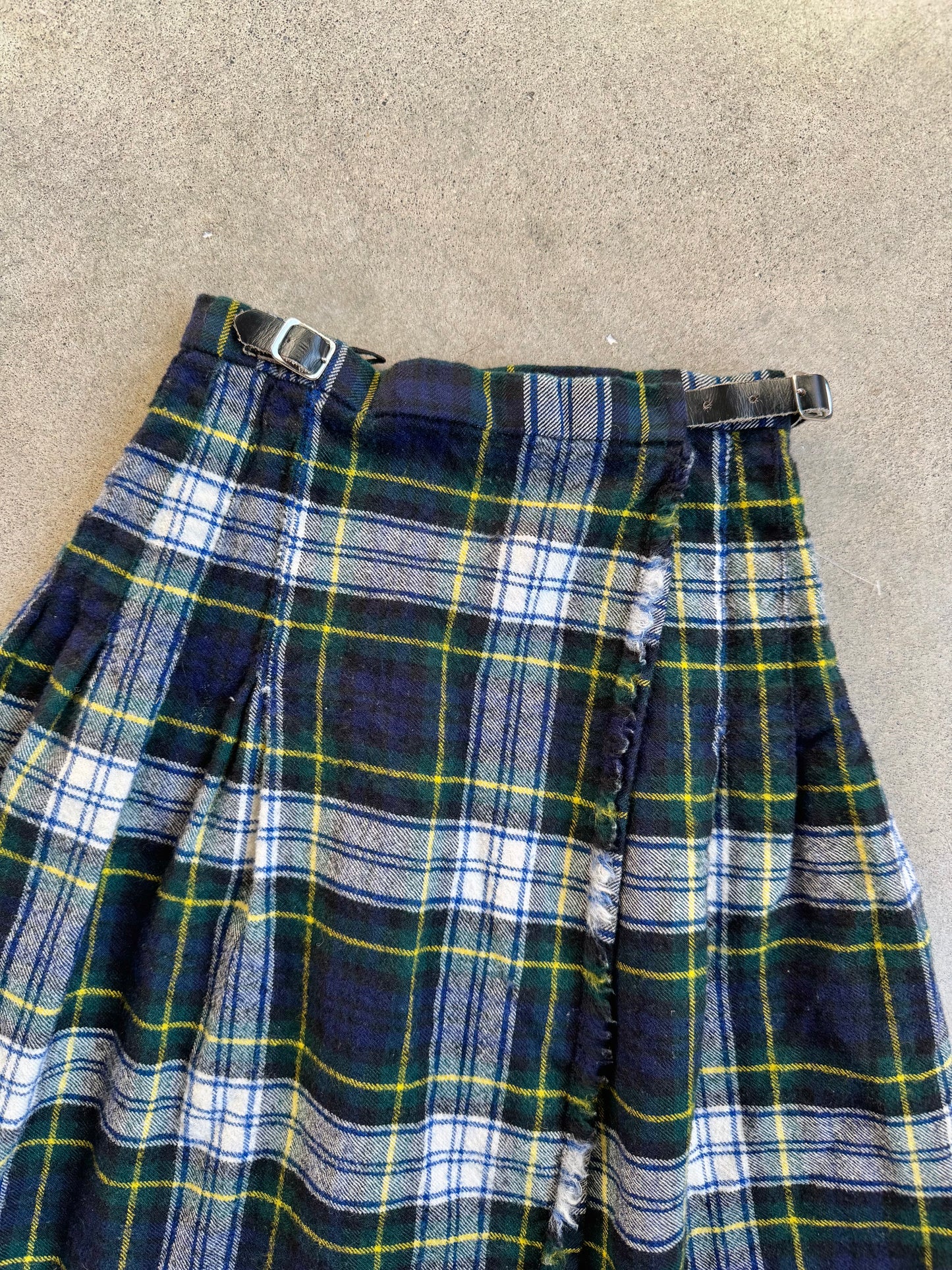 Vintage Green & Navy Tartan Plaid Wool Kilt | XS