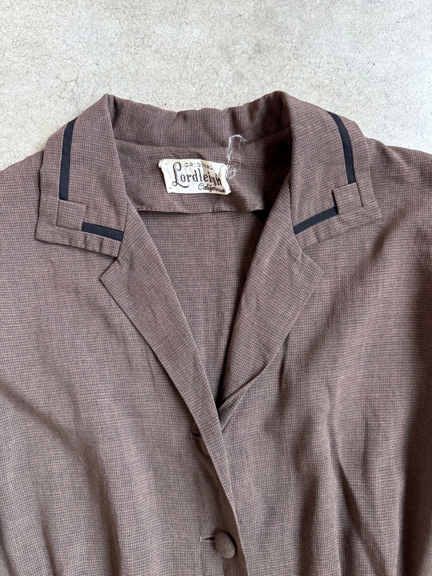 Vintage 1940s Lordleigh California Brown & Black Pleated Shirtwaist Dress | Medium