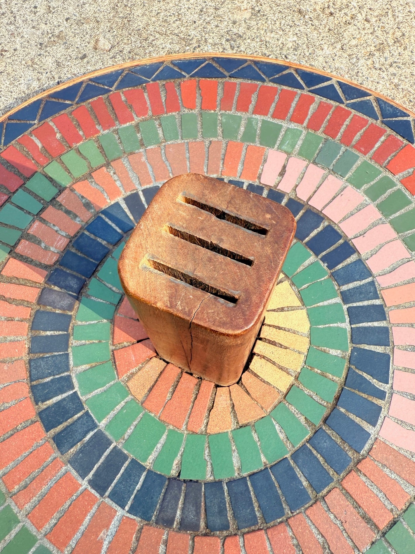Vintage 1980s Round Tiled Cheese Charcuterie Platter w/ Knife Holder