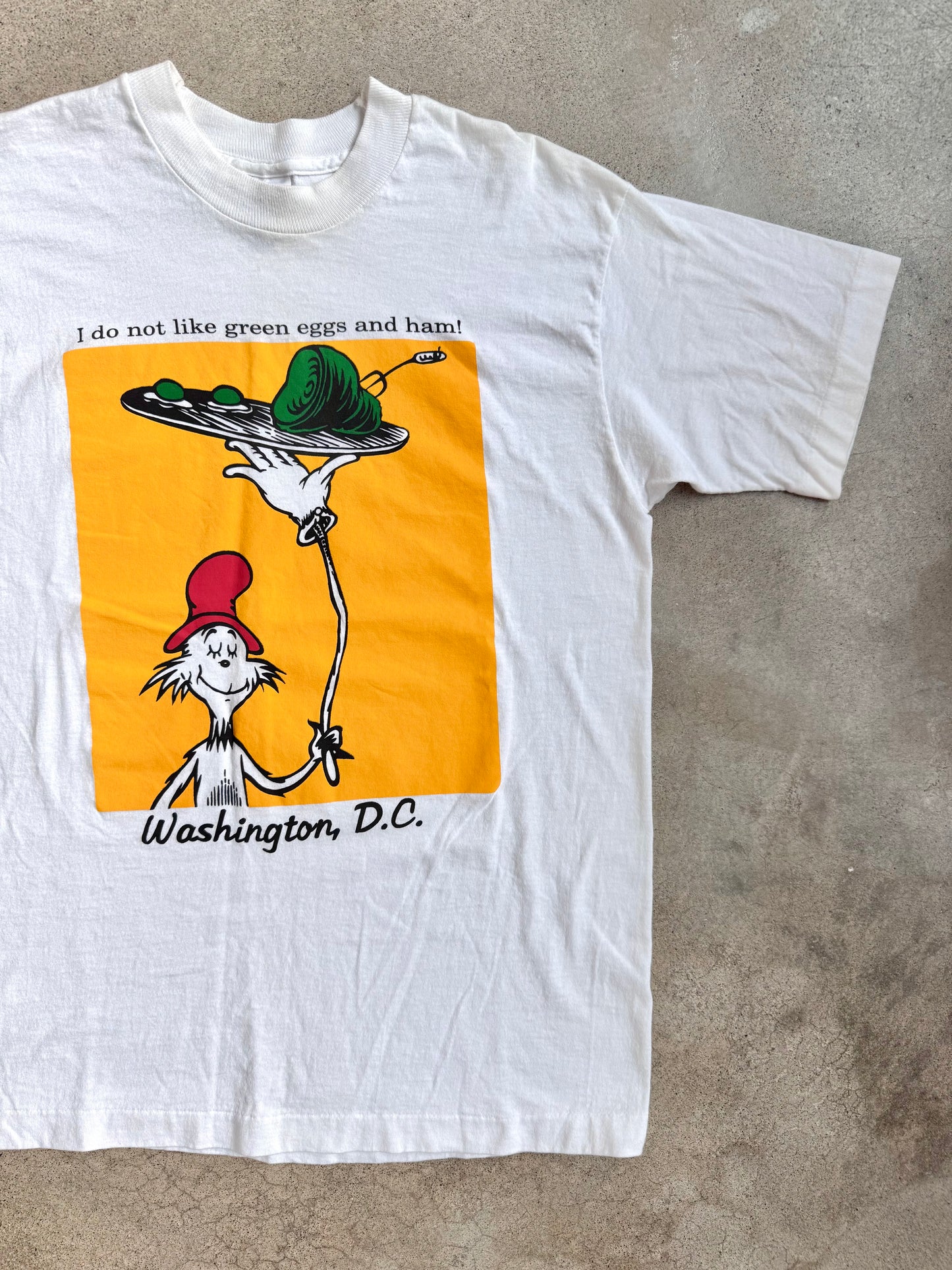Vintage 1990s Green Eggs & Ham Dr. Seuss Graphic Tee | Medium