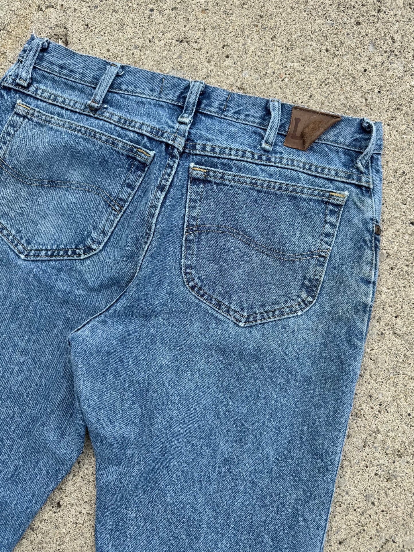 Vintage 90s/00s Lee Regular Fit Faded Jeans | Waist 34”