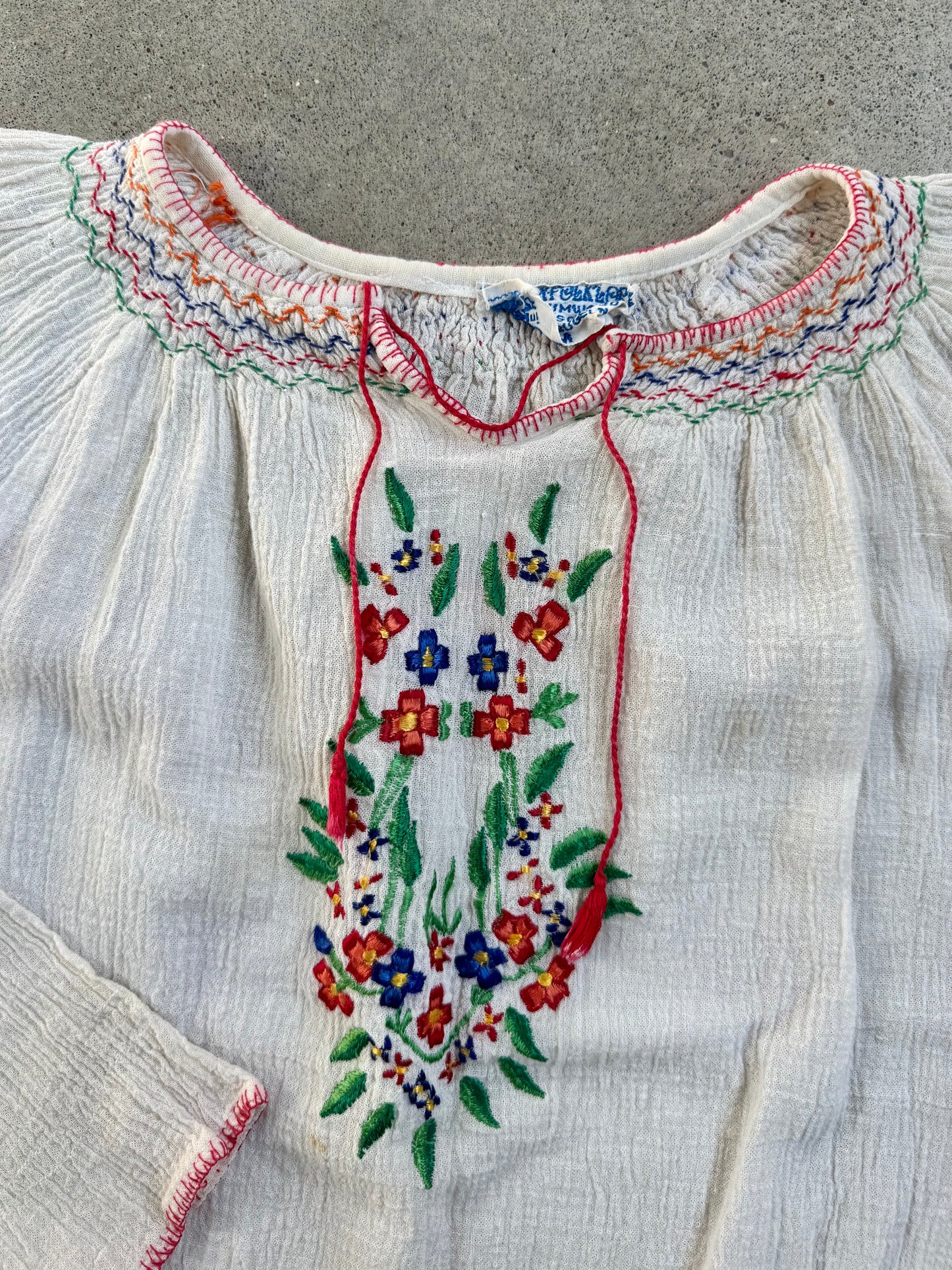 Vintage 1960s Mohren Folklore Hungarian Embroidered Cotton Peasant Blouse | XS/S
