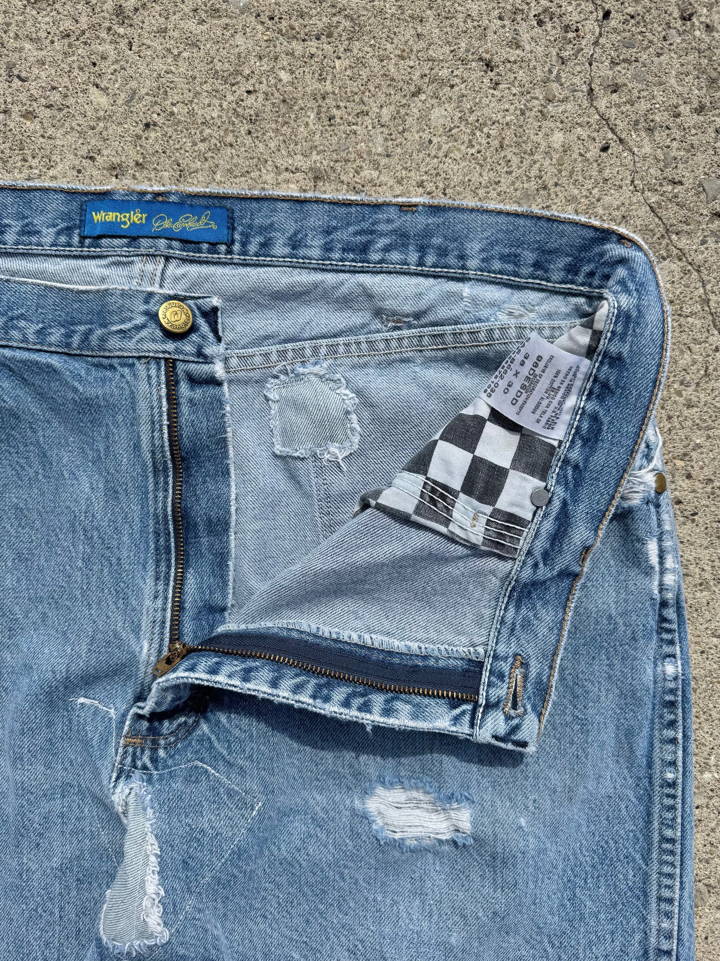 Wrangler Dale Earnhardt Distressed Jeans | Waist 38”