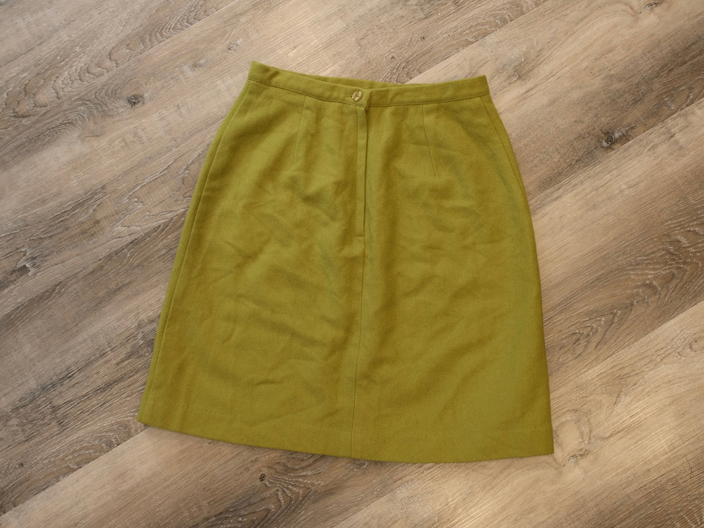 Vintage 1980s Framework Key Lime Wool Mini Skirt | Waist 27”