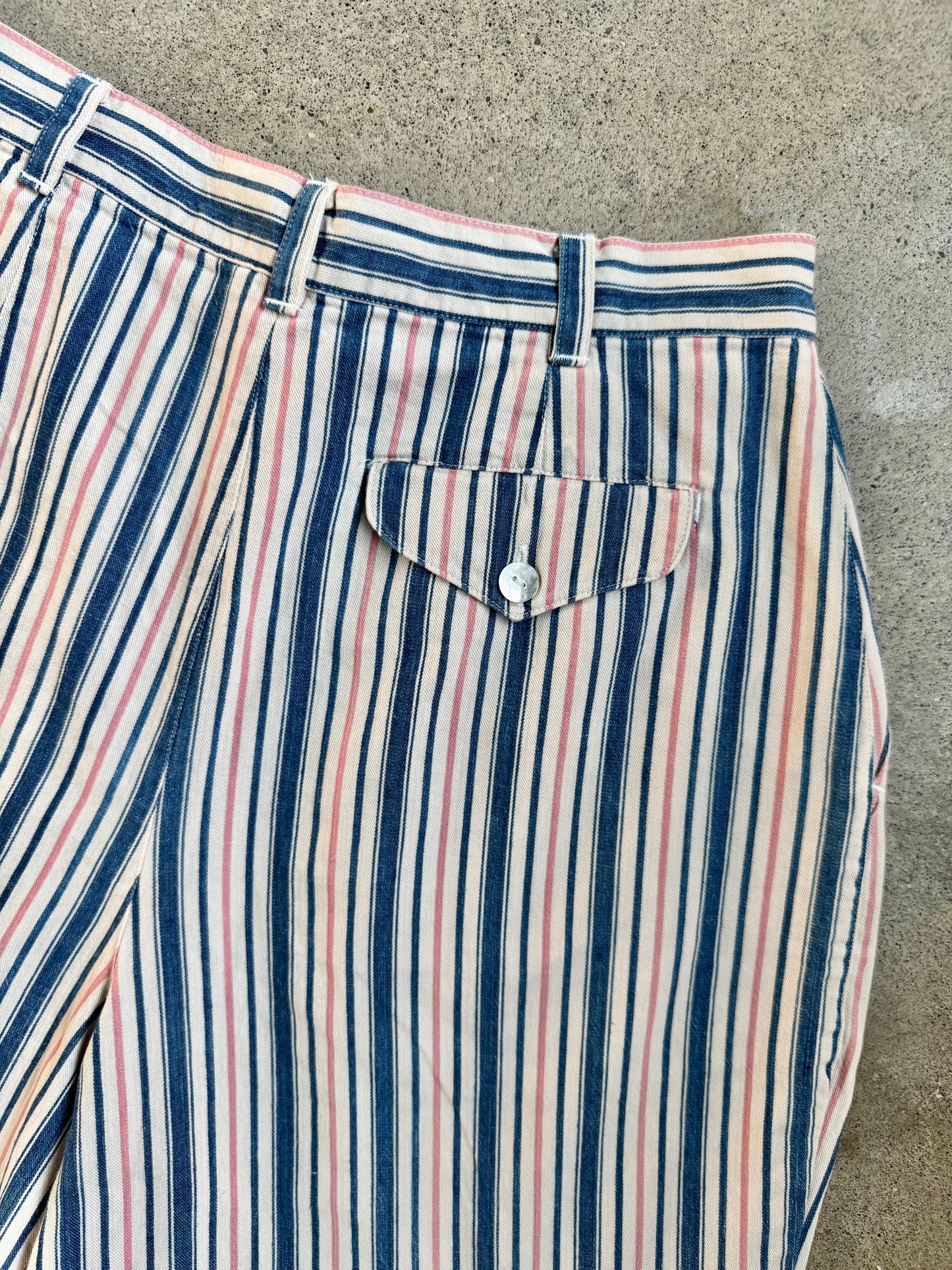 Vintage 1980s/90s Cambridge Country Store Striped Pleated Cotton Shorts | Waist 28”