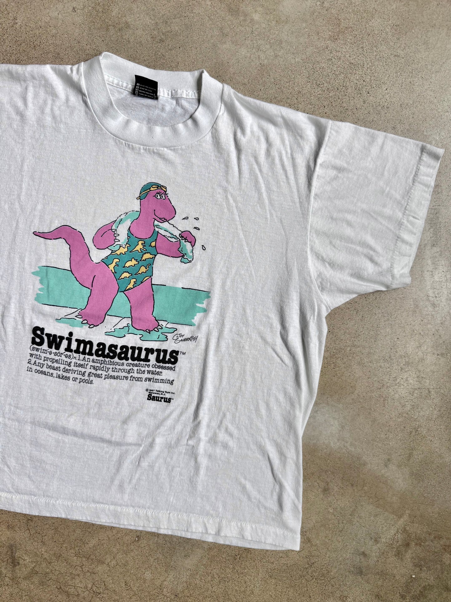Vintage 1980s Cliff Galbraith “Swimasaurus” Graphic Tee | XL