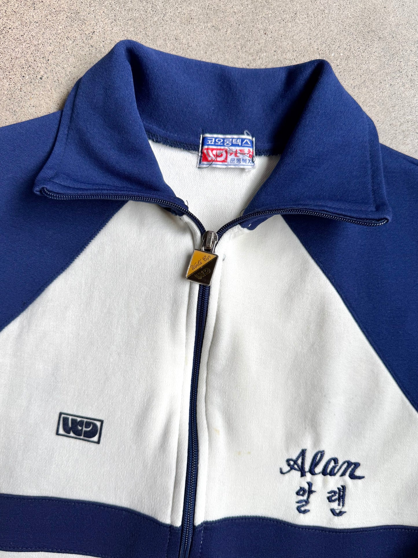 Vintage 1980s Blue & White 304th Signal Battalion Military Korean War Embroidered Jacket | S/M