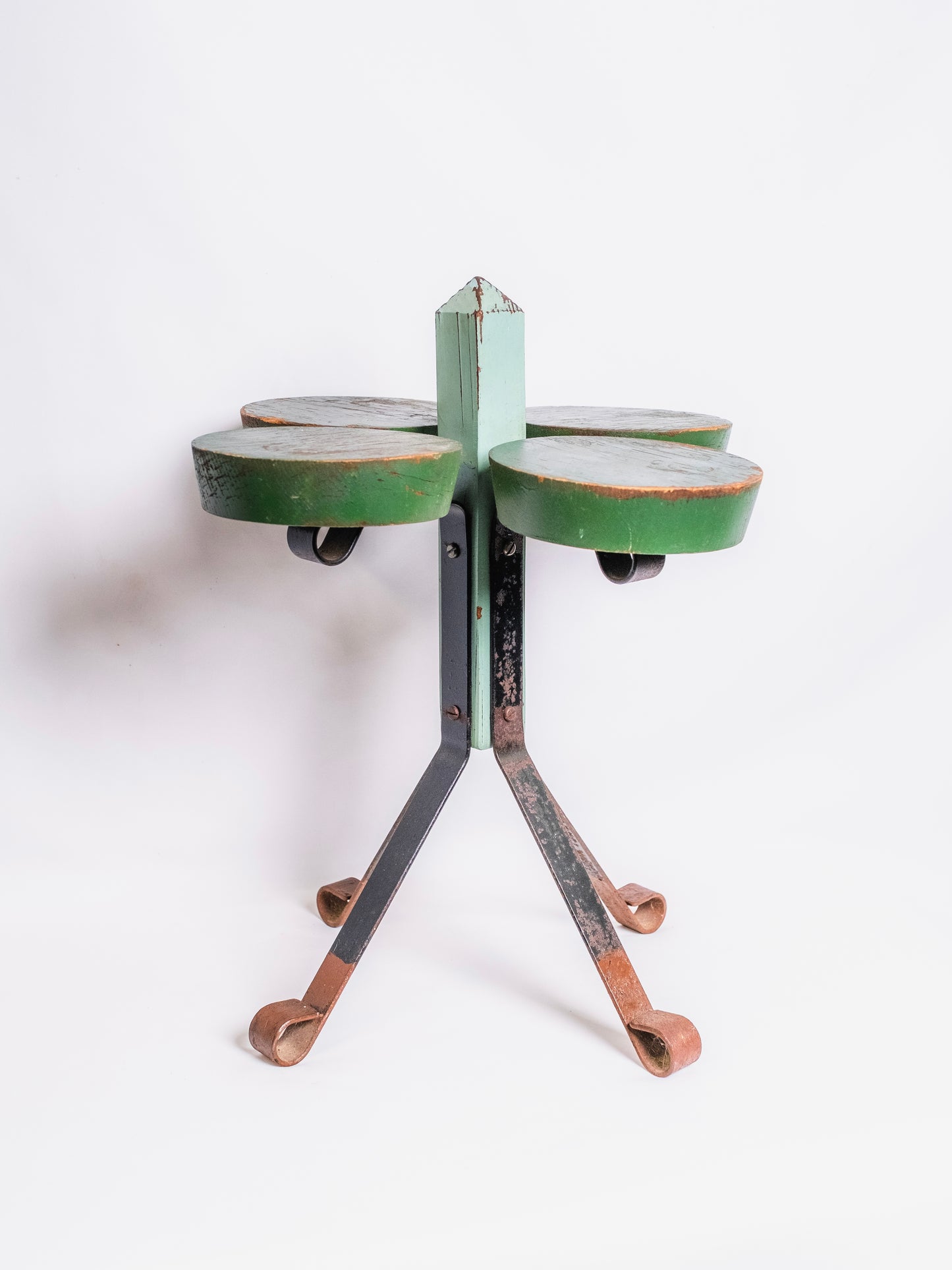 Handmade Industrial-Style Green Clover Plant Stand