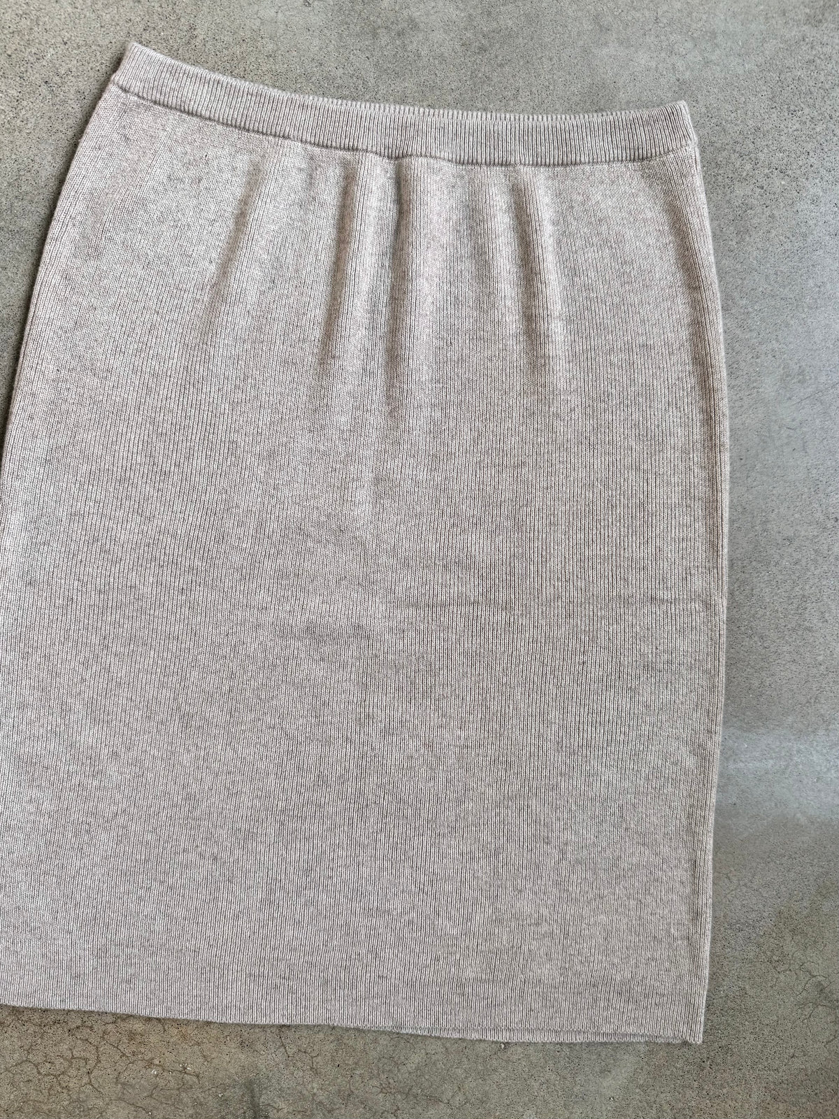 Vintage 1990s Bloomingdale's Beige Silk & Cashmere Knit Skirt | Large