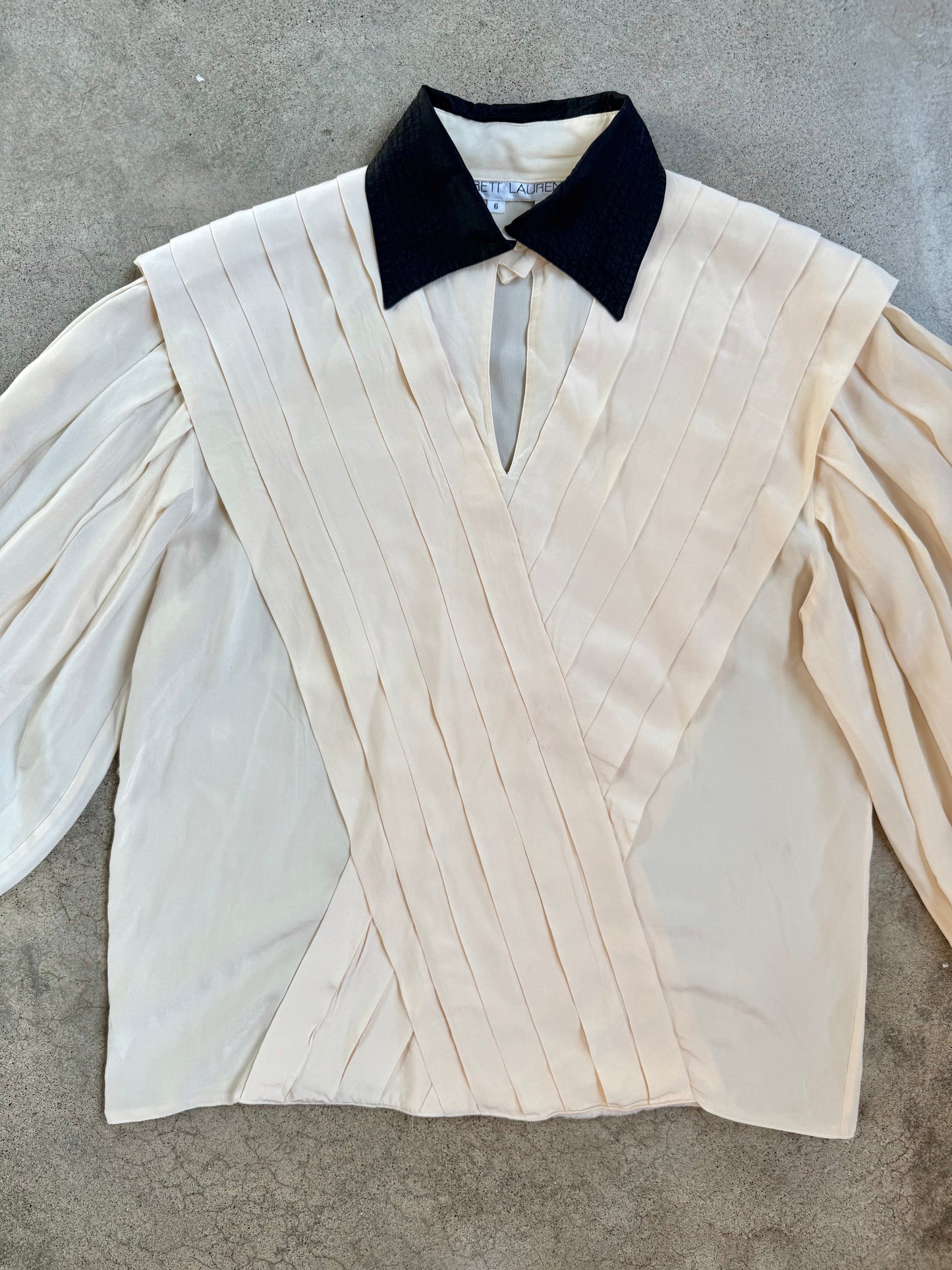 Vintage 1980s Brett Lauren 100% Silk Cream & Black Pleated Blouse | Small
