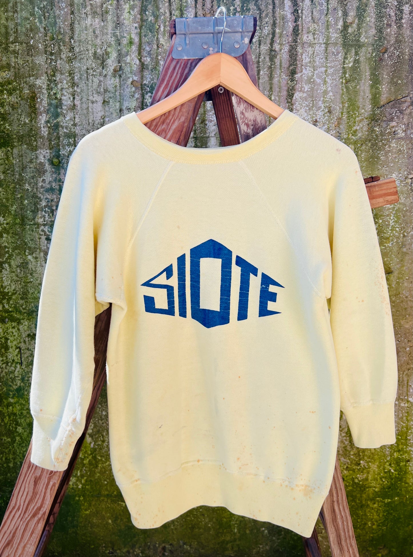 Vintage 1940s/50s Siote Pale Yellow Sweatshirt